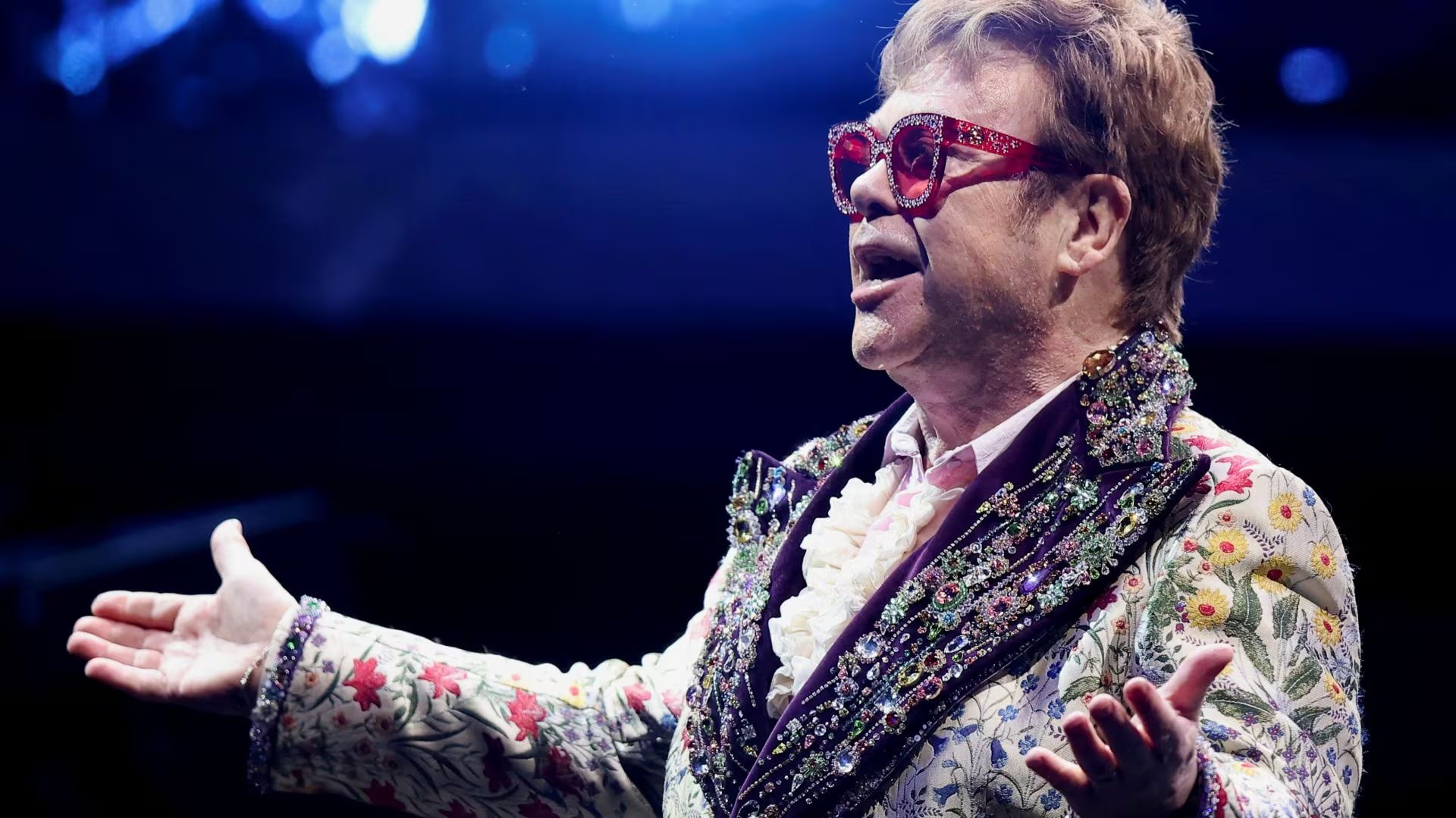 Elton John podría presentarse en la boda de Dua Lipa. (REUTERS/Jonathan Bachman)