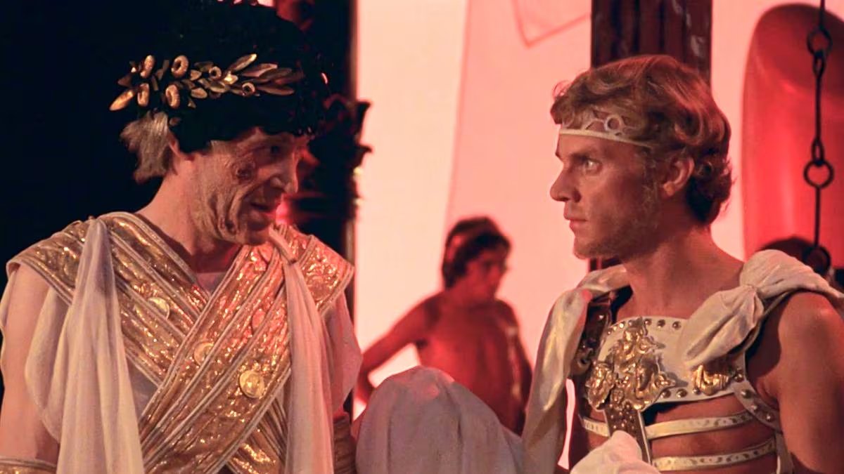 La filmografía de Tinto Brass lo convirtió en referente del cine erótico italiano y lo enfrentó durante décadas a la censura italiana. En esta imagen, 'Calígula'