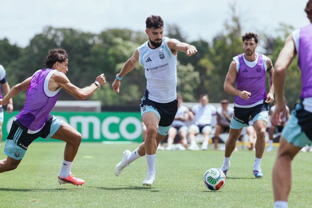 El equipo de Scaloni busca revalidar el título obtenido en Qatar 2022 (Crédito: @afaselección/Instagram)