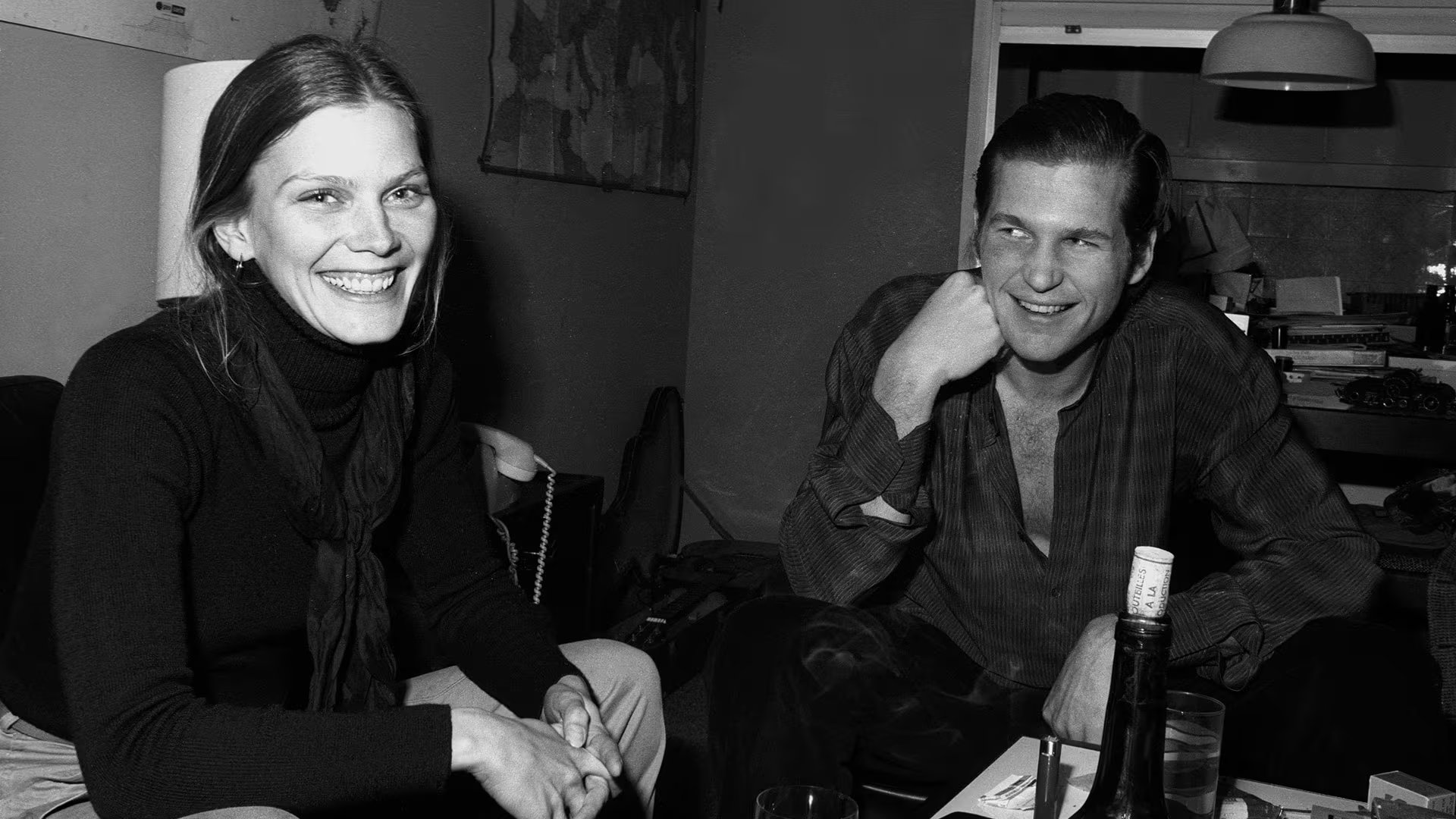 Jeff Bridges contó que su matrimonio con Sue Bridges cumplió 49 años y que la intimidad se fortalece al escuchar sin preparar una réplica (Photo 12)