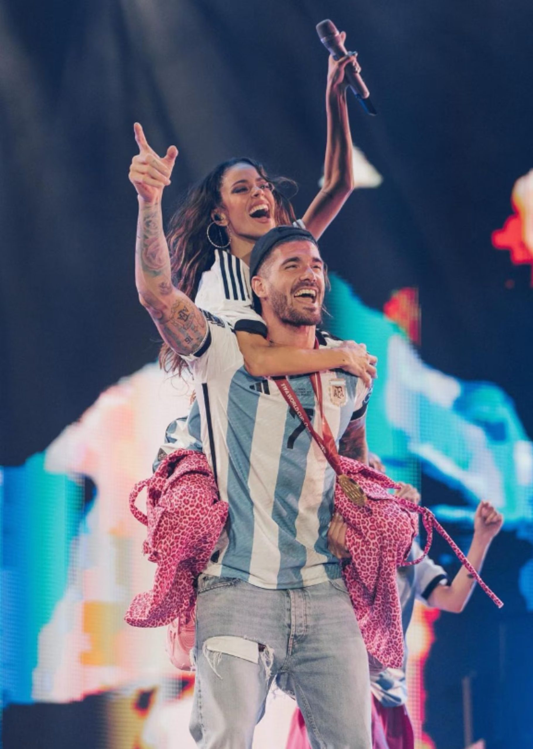 La visita de Rodrigo De Paul a Tini Stoessel en su show del Campo de Polo post Qatar