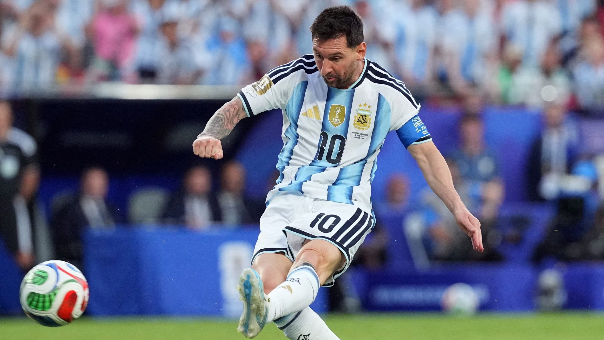Hace cuarenta años, un futbolista de 40 jugando un Mundial era una rareza, hoy hay ocho en el mismo torneo (Reuters/Denny Medley)