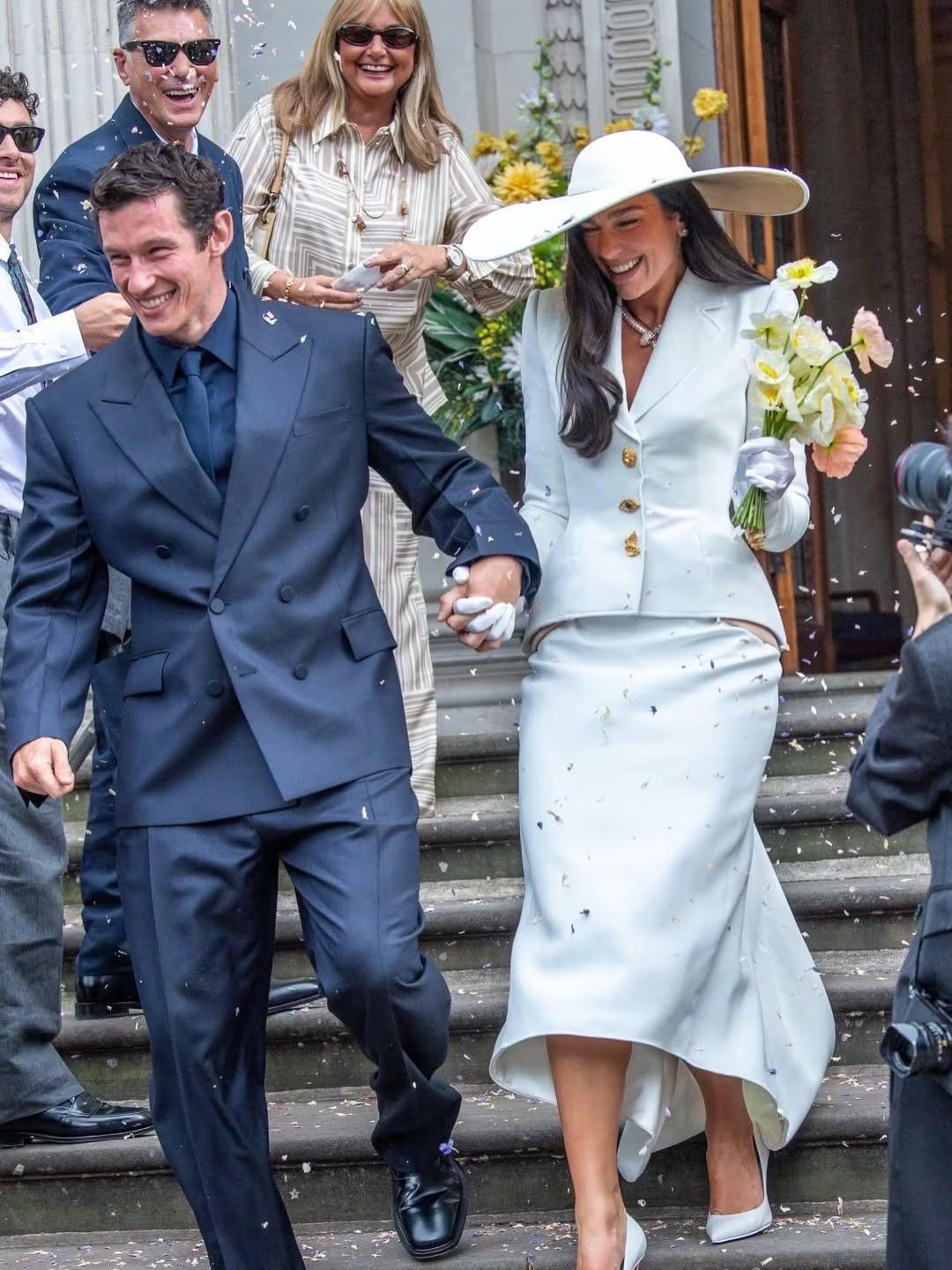 Dua Lipa y Callum Turner contrajeron matrimonio civil el 31 de mayo en Londres 