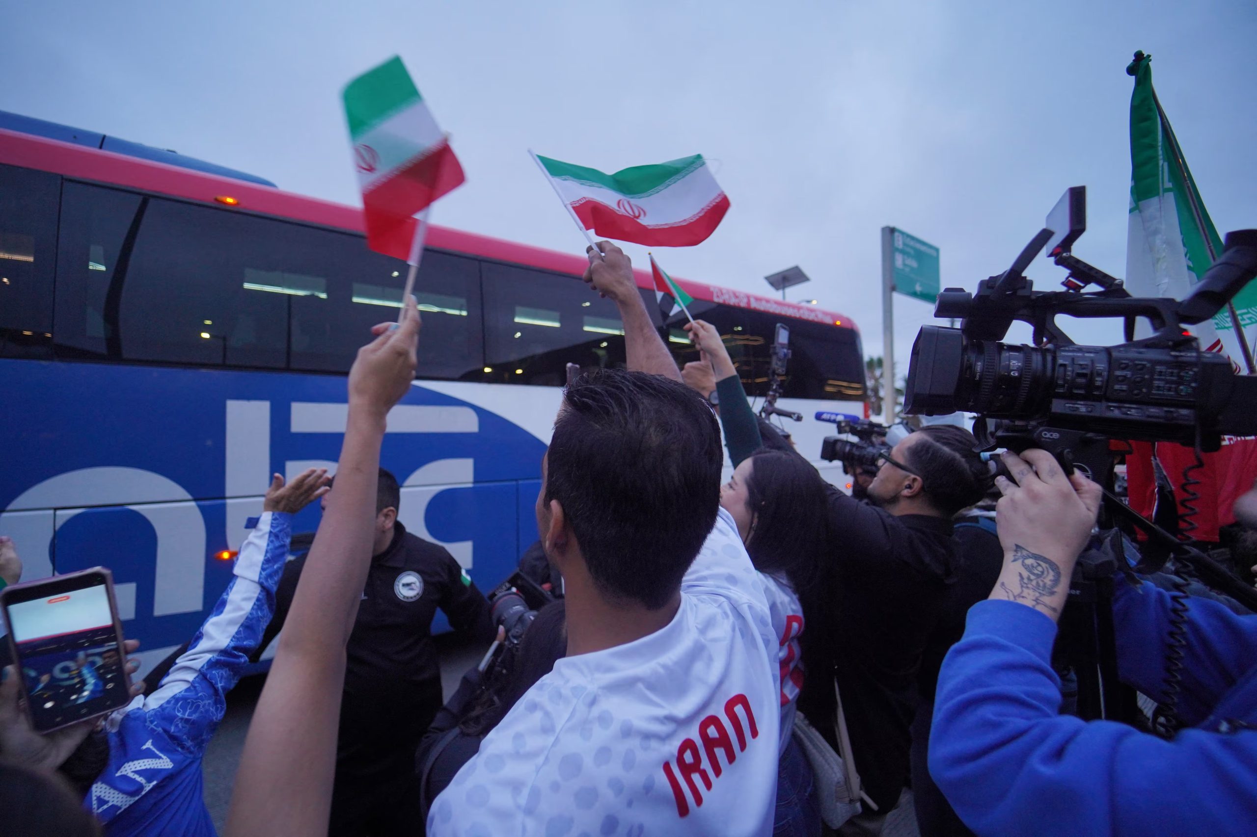 La selección de Irán debe jugar dos partidos en Los Ángeles y uno en Seattle durante la fase de grupos del Mundial. (REUTERS/Victor Medina)