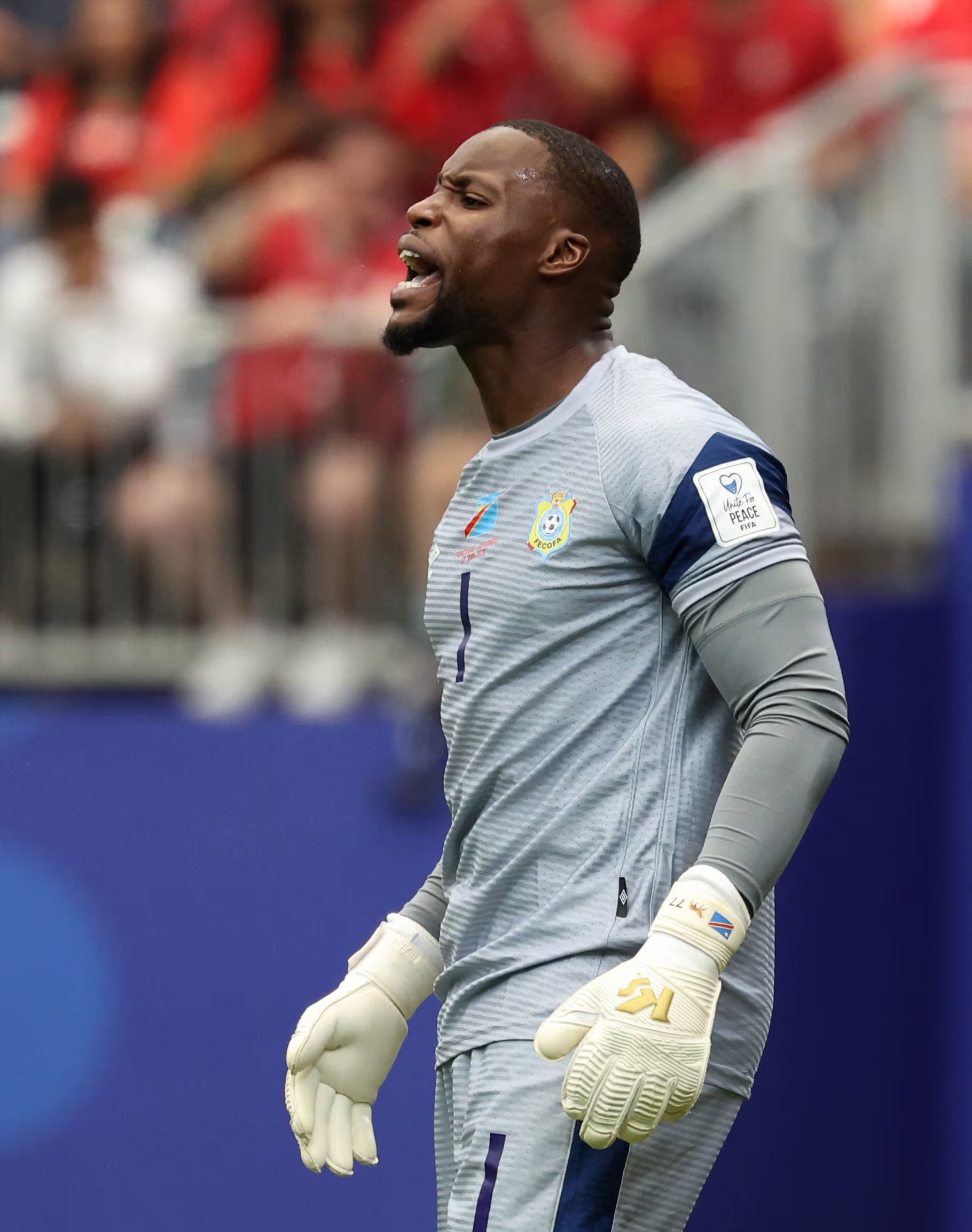 El arquero Lionel M’Pasi destacó que el Congo Democrático ejecutó el plan de juego previsto y habló de la motivación del plantel de disputar su primer partido en una Copa del Mundo como un factor decisivo - crédito Troy Taormina/IMAGN IMAGES via Reuters