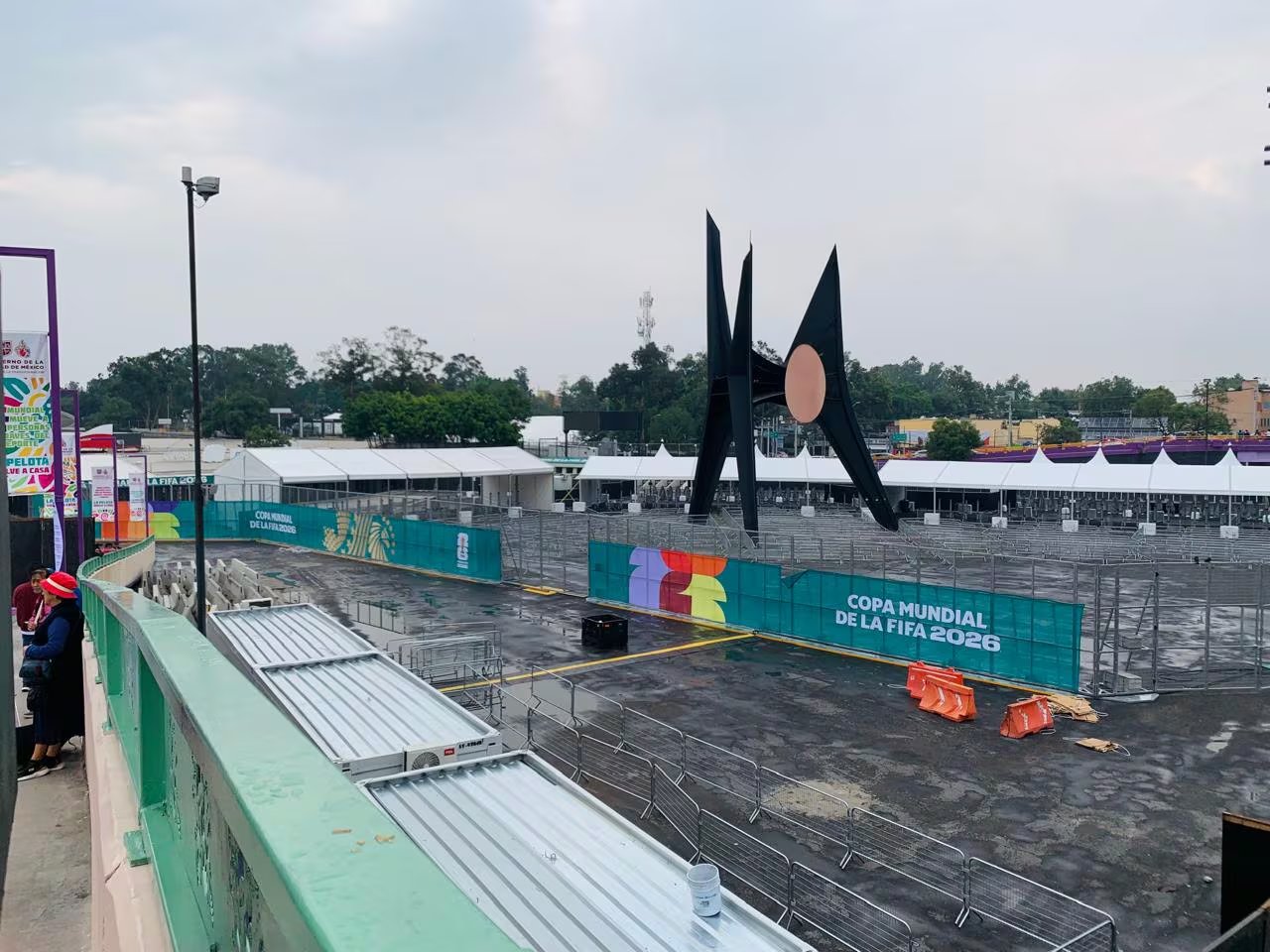 Las puertas del Estadio Azteca abrirán a las 16:00 horas y estará restringido a aficionados con boleto, provocando diversos cierres en avenidad principales como la Calzada de Tlalpan. (Foto: Raúl A. González/Infobae México)