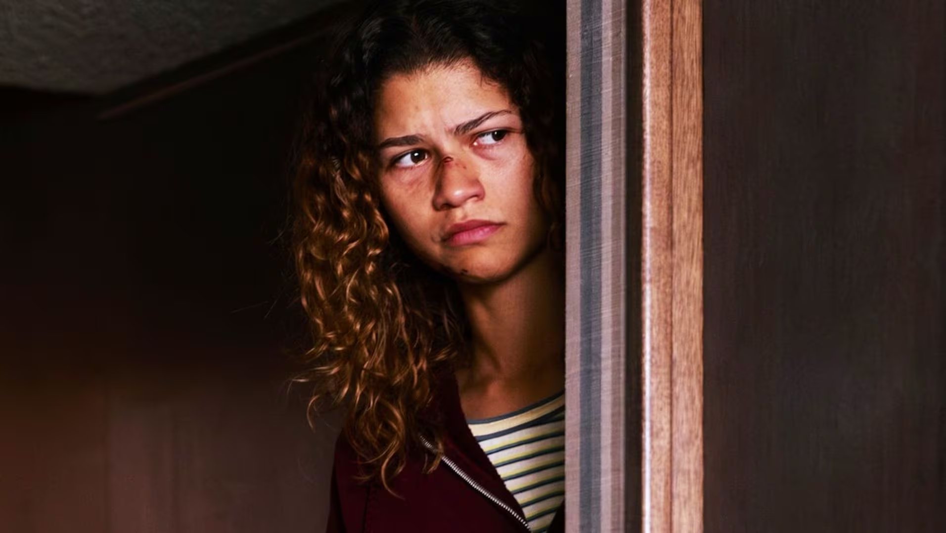 El final muestra la muerte de Rue, interpretada por Zendaya, a causa de una sobredosis de pastillas adulteradas vinculadas al fentanilo (HBO)