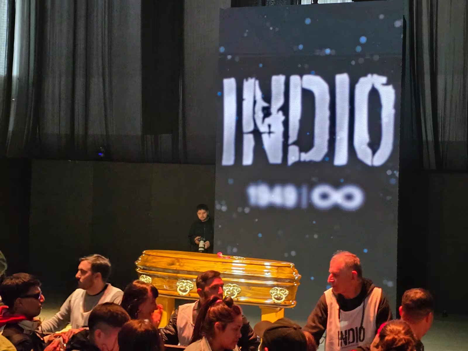 Según datos oficiales, cerca de un millón de personas circularon por el predio y la despedida del Indio Solari también tuvo un tributo masivo en redes sociales