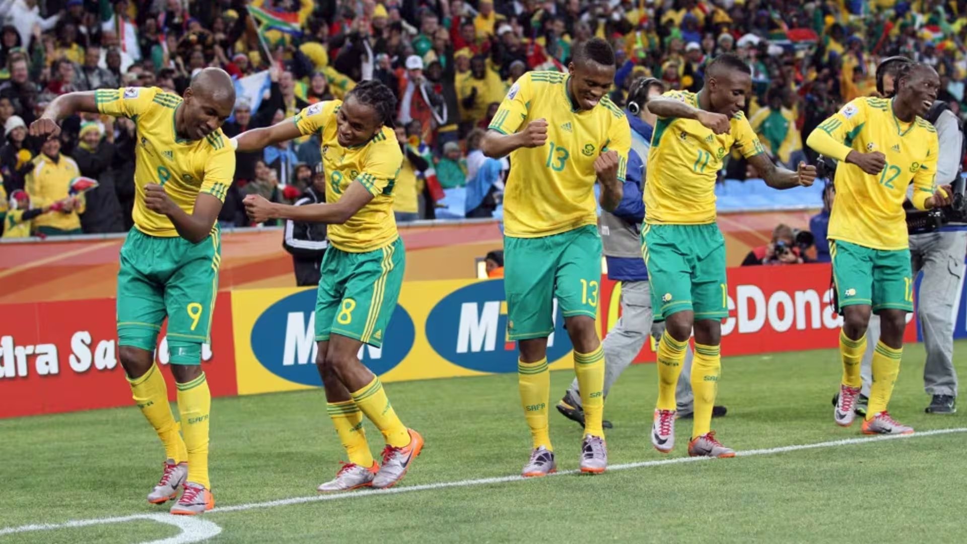 Sudáfrica enfrenta el grupo como el equipo con menor probabilidad de pasar, con un 28.5%, pero puede generar sorpresas por su juego físico. (FIFA)