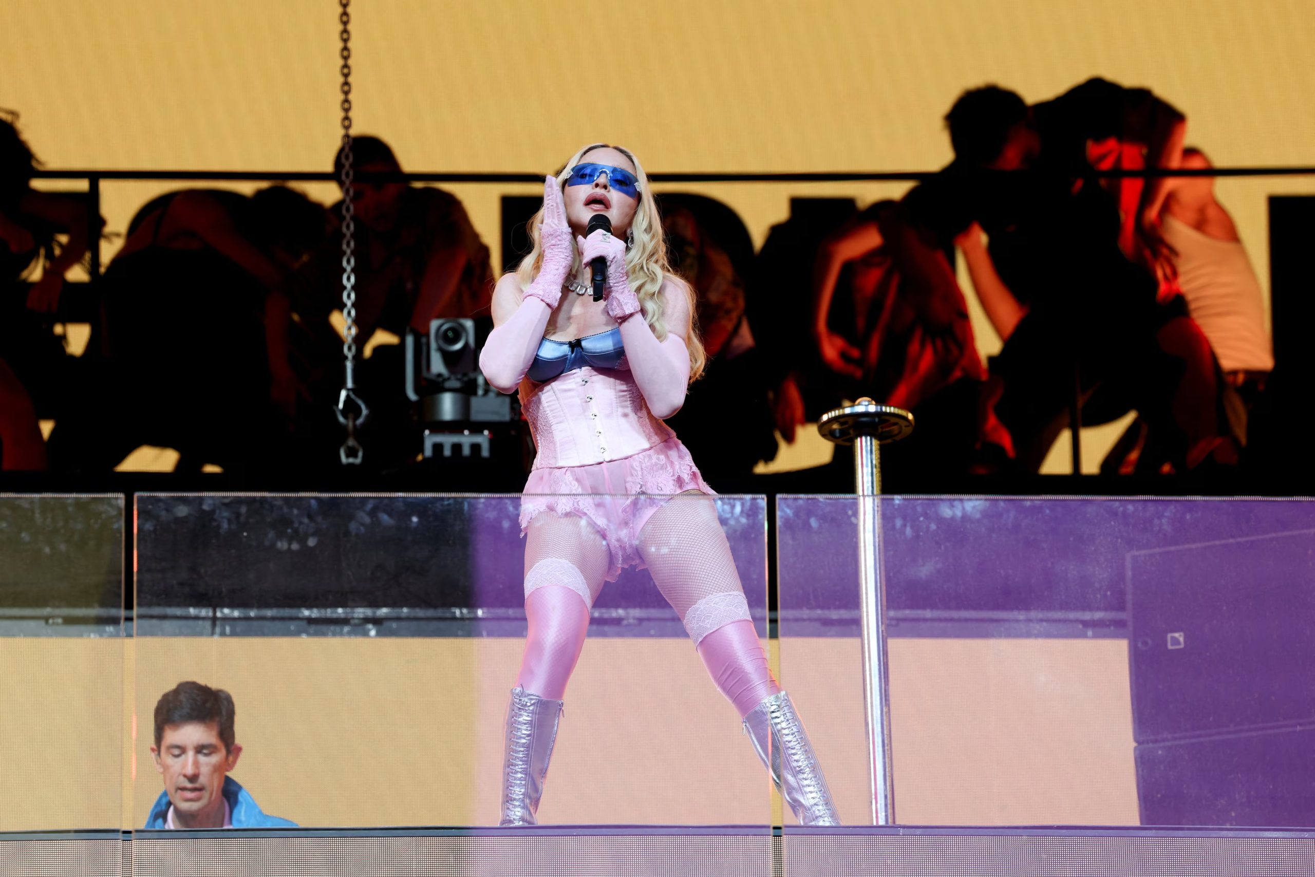 Madonna se presentó en un concierto sorpresa en el Times Square (REUTERS/Brendan McDermid)