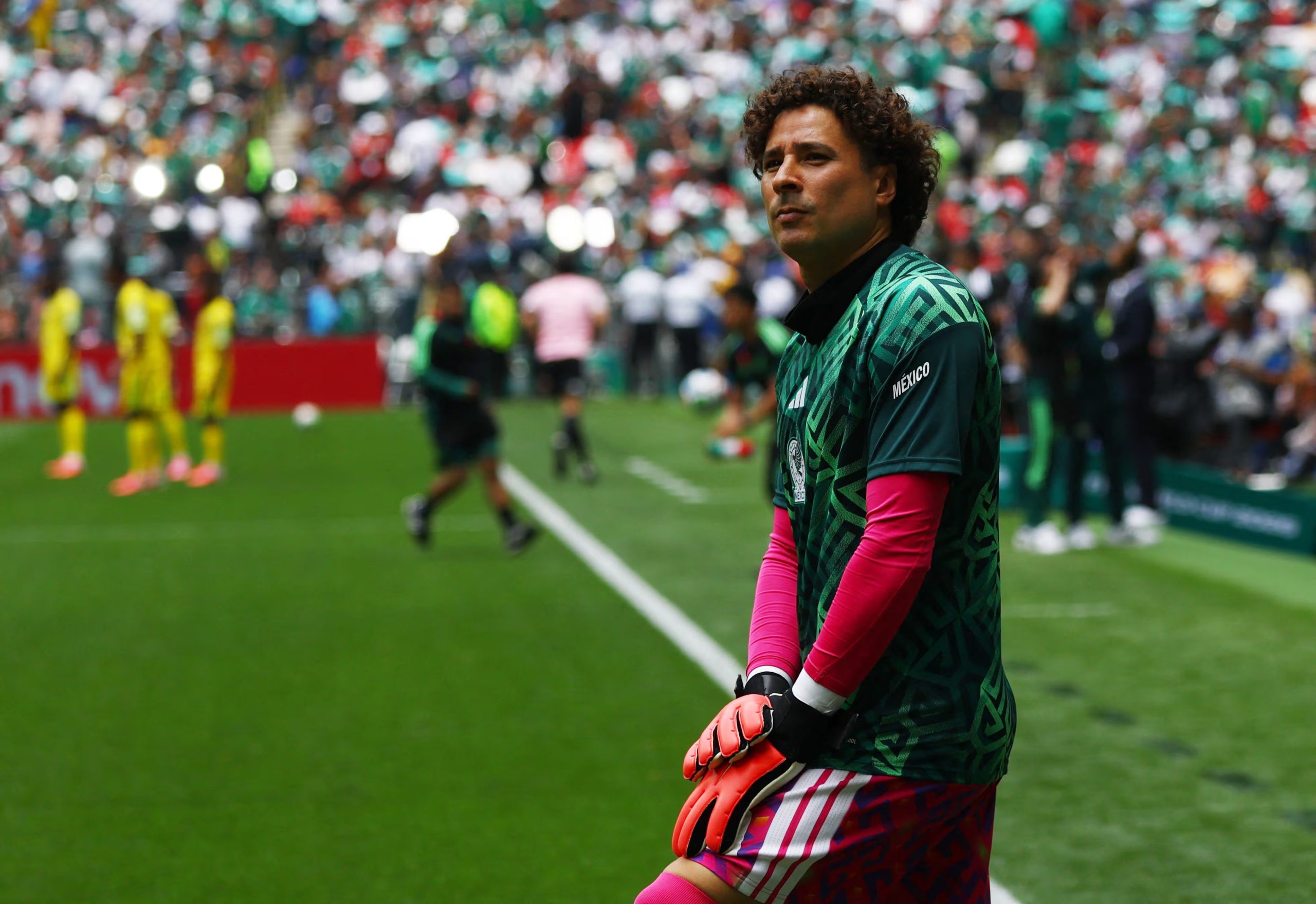Soccer Football - FIFA World Cup 2026 - Group A - Mexico v South Africa - Estadio Azteca, Mexico City, Mexico - June 11, 2026 Mexico's Guillermo Ochoa during the warm up before the match IMAGN IMAGES via Reuters/Henry Romero