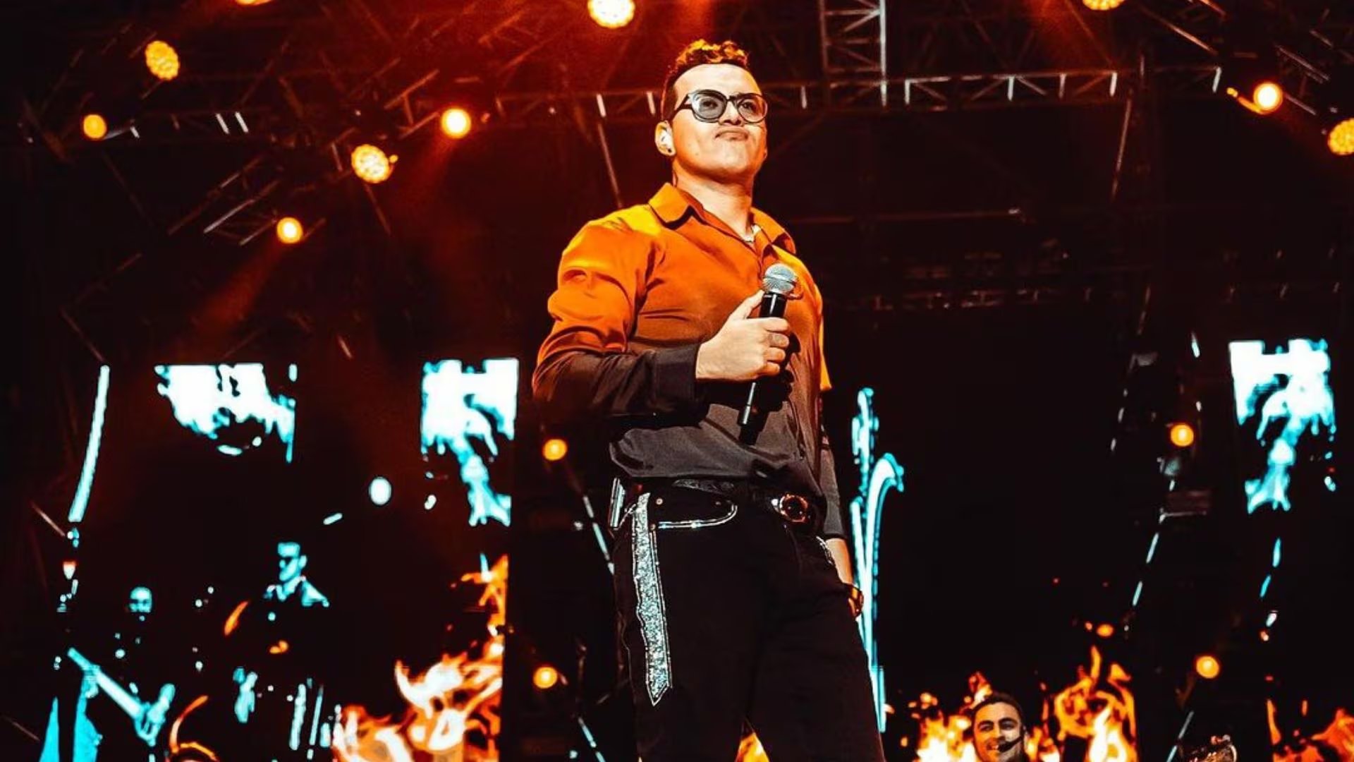 Tras el accidente aéreo del 10 de enero de 2026, Yeison Jiménez sigue presente en la memoria de seguidores y colegas a través de homenajes y su legado musical. - crédito @yeison_jimenez/Instagram