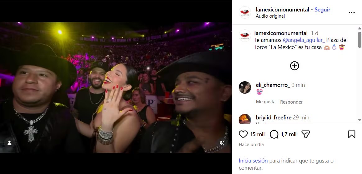 Un acercamiento de cámara durante un saludo grabado con mariachis bastó para que los internautas pusieran el foco en la mano izquierda de la hija de Pepe Aguilar y desataran una nueva ronda de críticas en redes sociales. (@lamexicomonumental)