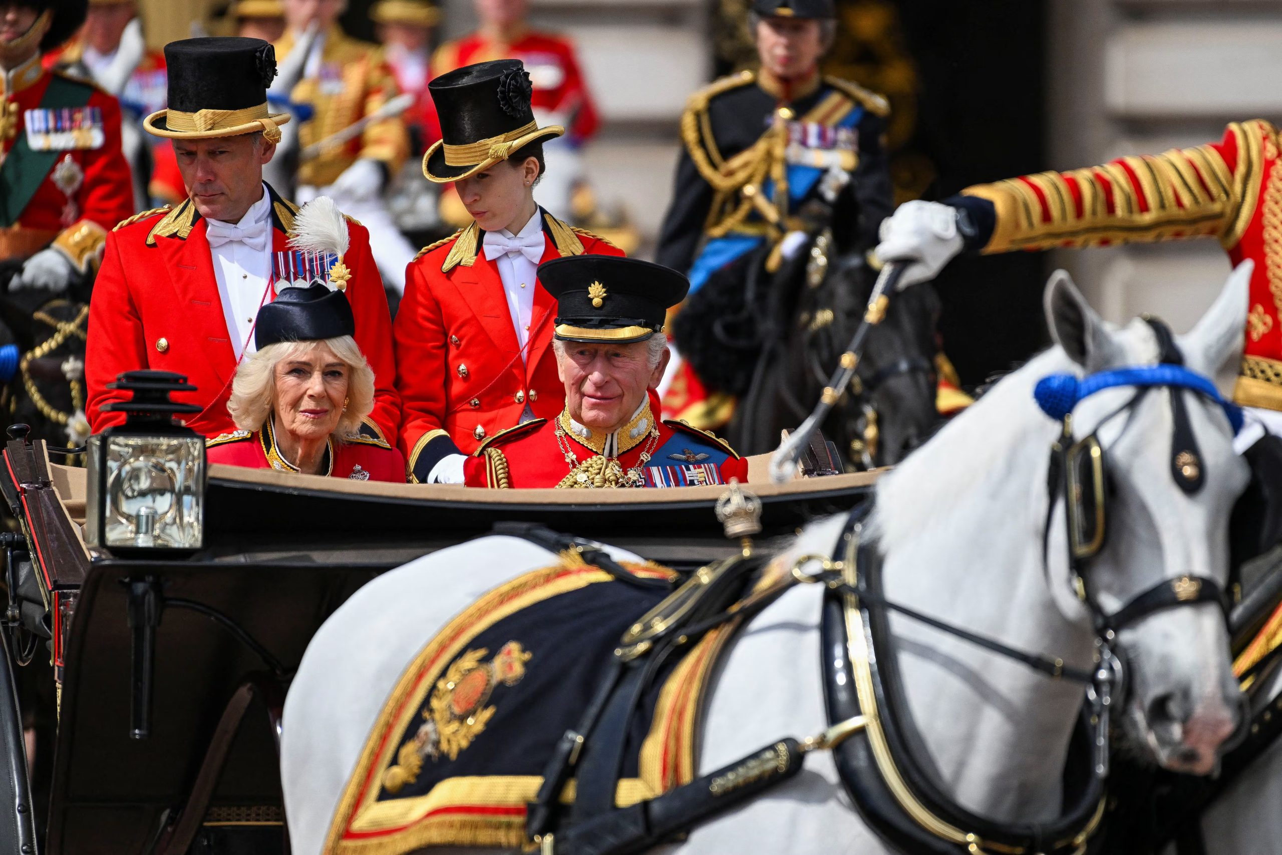 El rey Carlos III y la reina Camila en el Trooping The Colour 2026 (Reuters)