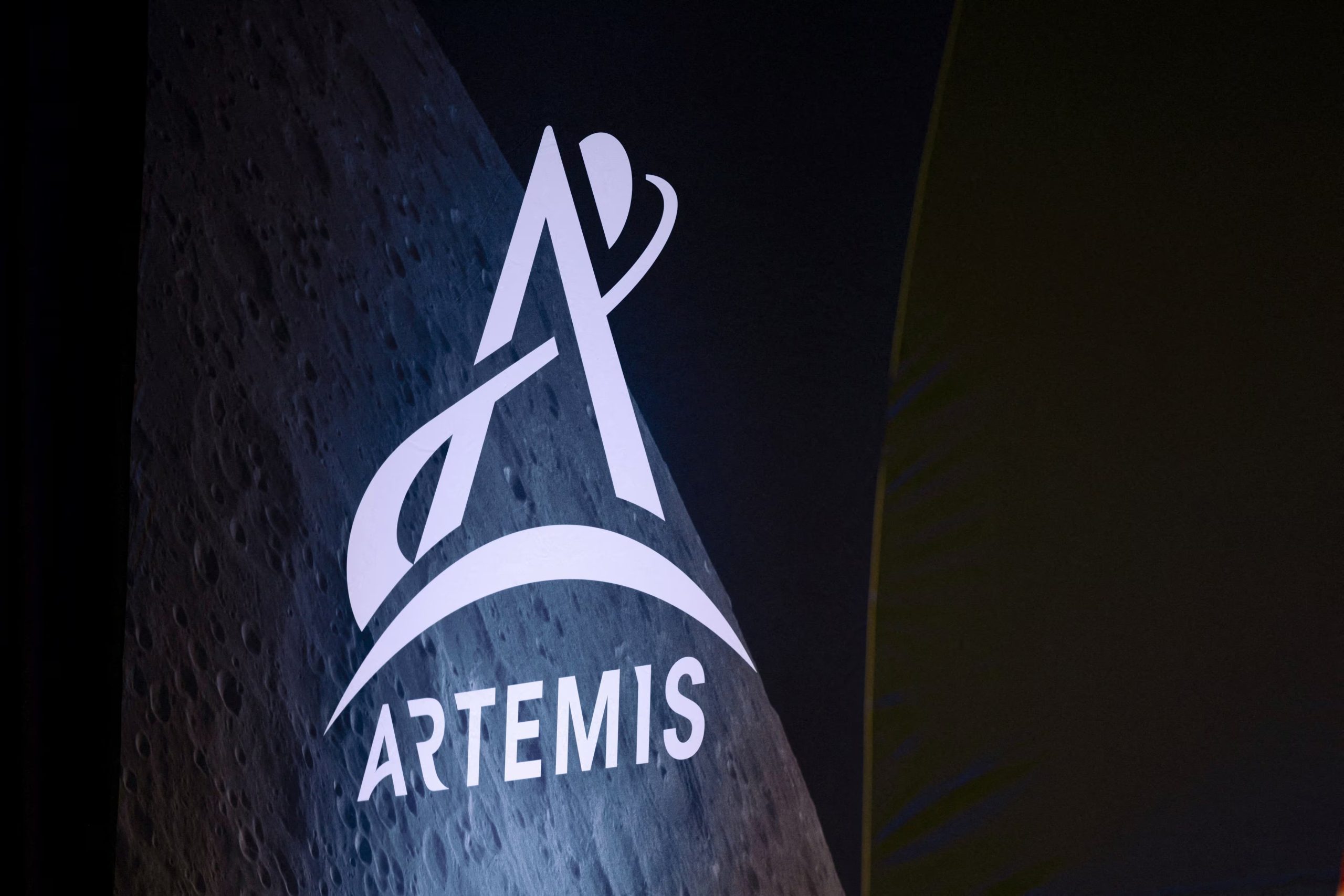 En Artemis II, la NASA llevó alimentos no perecederos en la nave Orión porque no había refrigeración ni posibilidad de reabastecimiento /REUTERS/Antranik Tavitian/File Photo