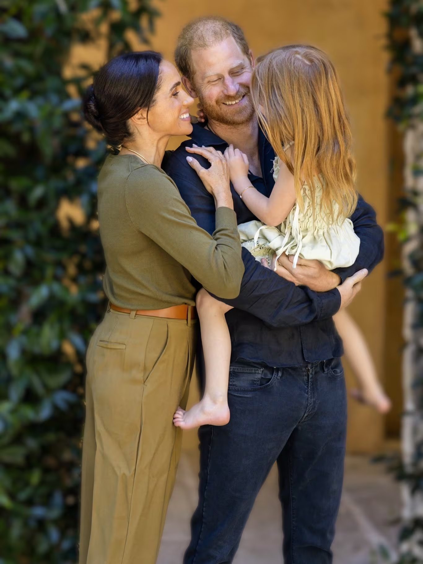 Los duques de Sussex con su hija Lilibet (Instagram @meghan)