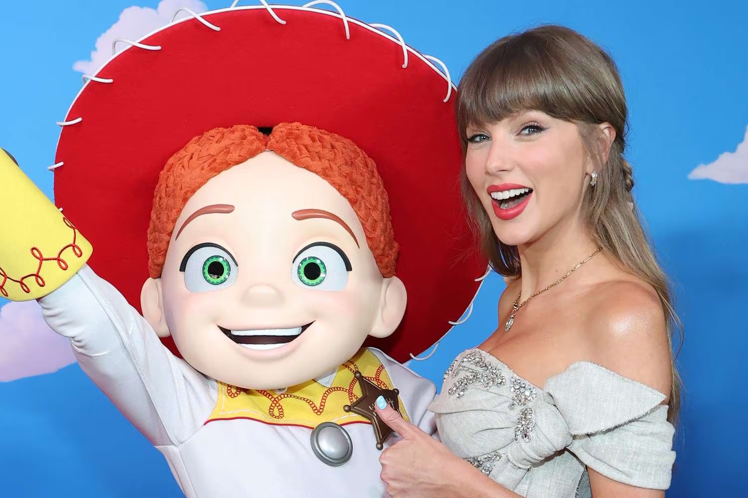 Taylor Swift trabajó en “I Knew It, I Knew You” junto al productor y compositor Jack Antonoff, uno de sus colaboradores más frecuentes. (Europa Press)