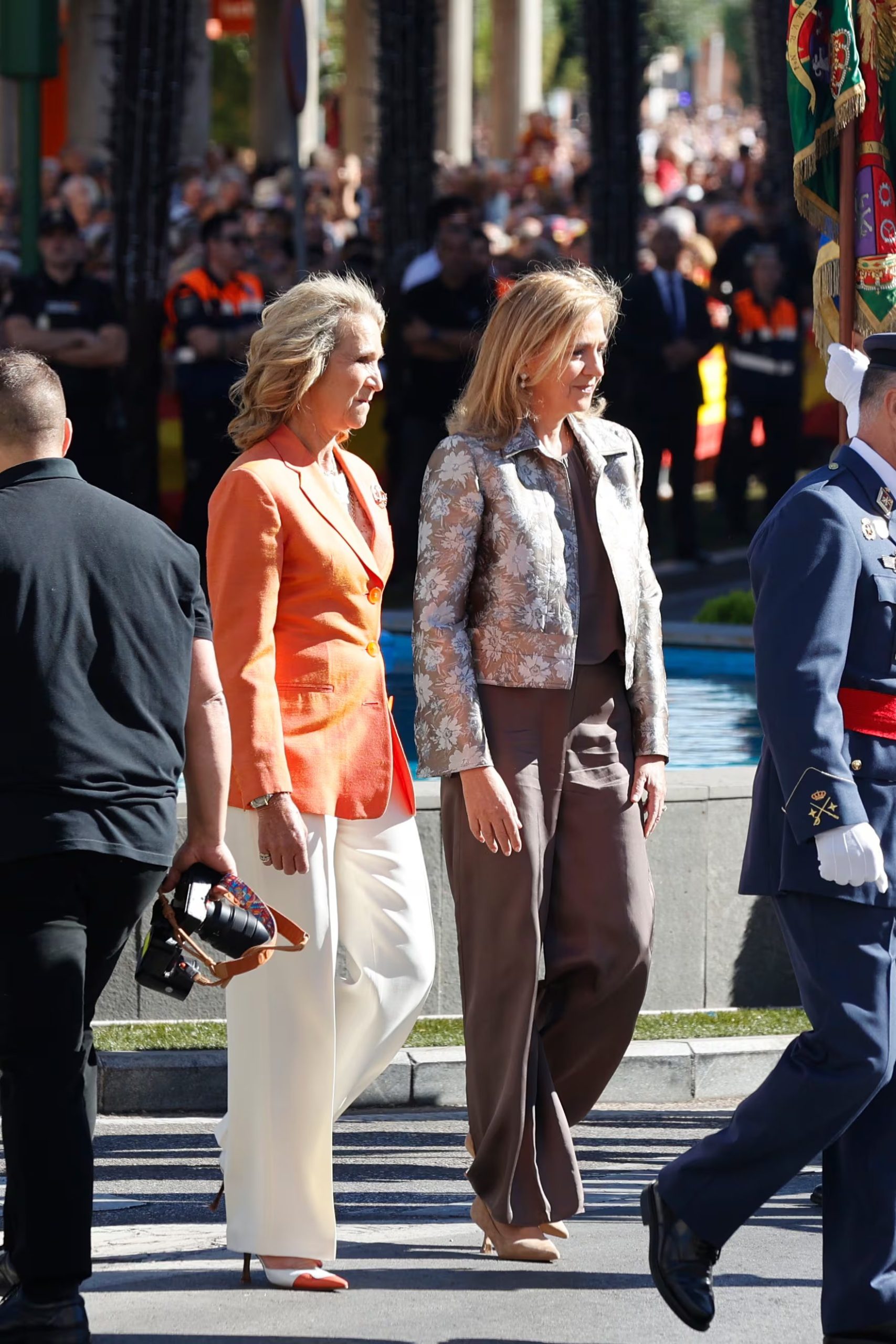 Las infantas Elena y Cristina. (José Ramón Guisado/Europa Press)
