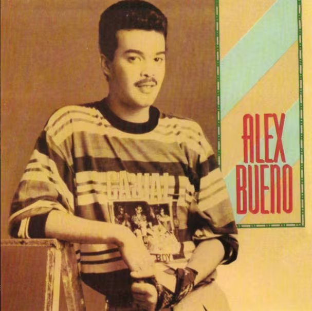 A inicios de los años 90, Alex Bueno se consolidó como solista, ampliando su repertorio hacia distintos géneros de la música tropical. (Infobae Centroamérica/Cortesía)