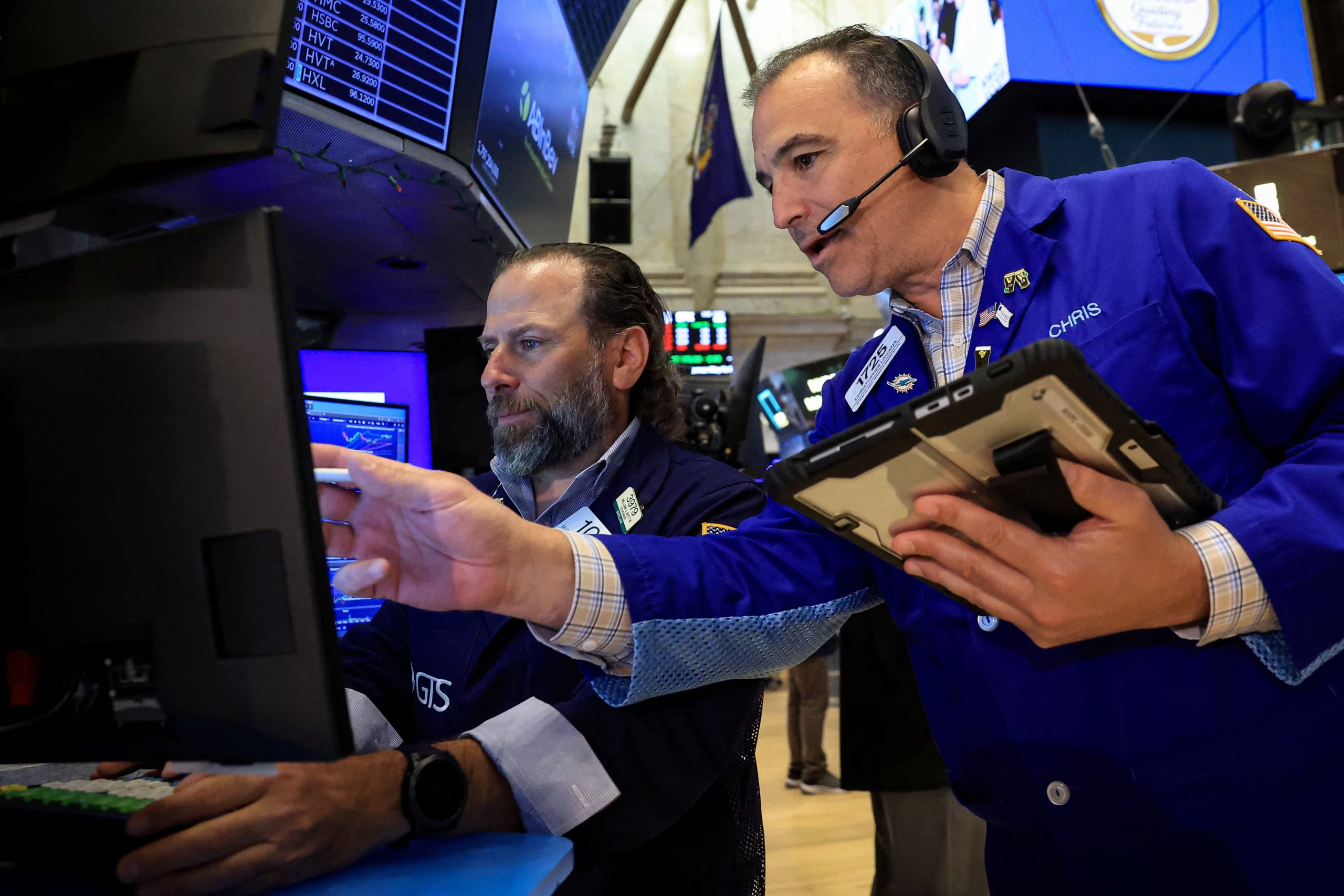Las tecnológicas arrastran al Nasdaq y al S&P 500 en un cierre mixto en Wall Street. REUTERS/Brendan McDermid