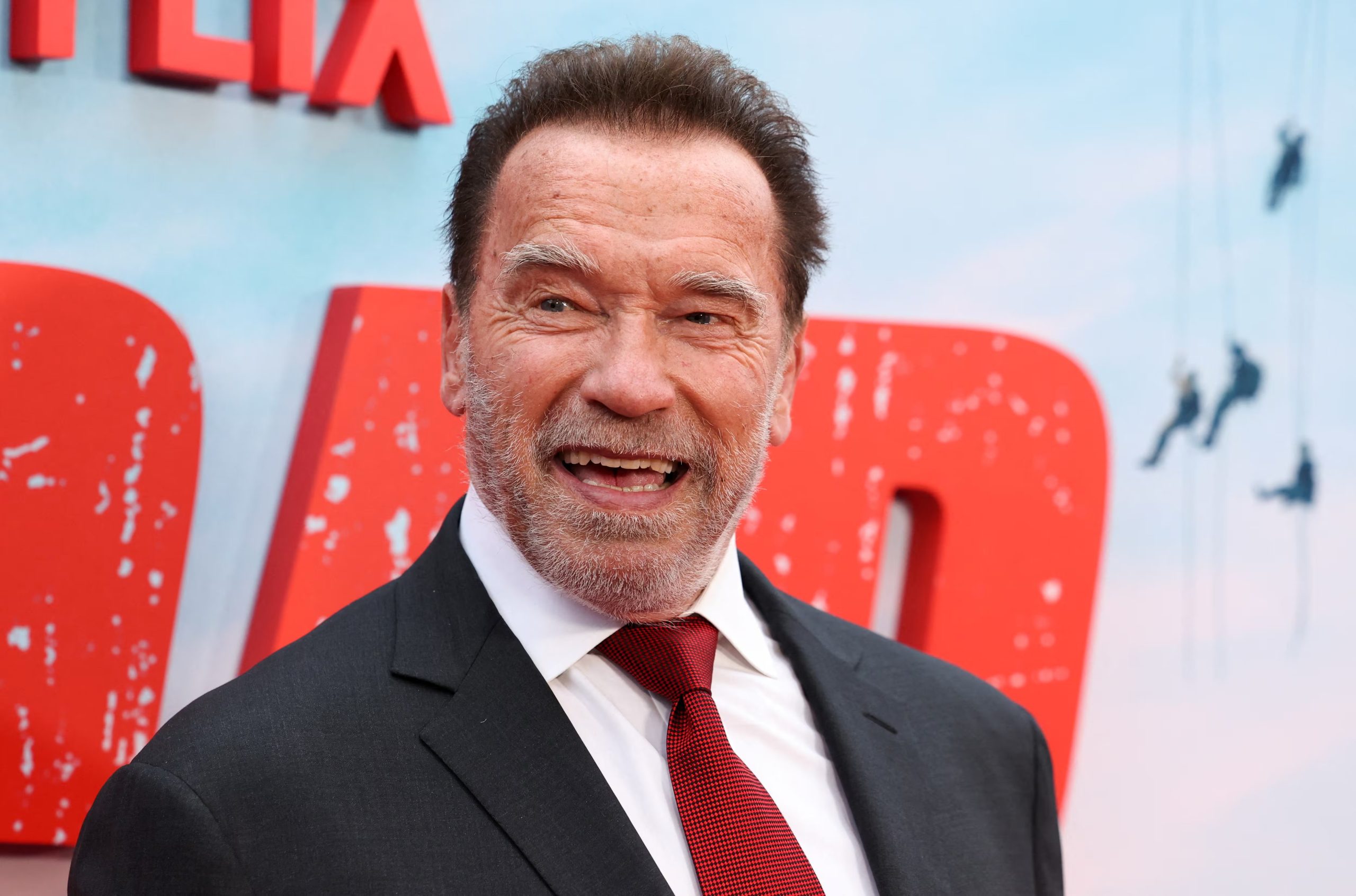 Schwarzenegger afirmó que la proteína en polvo no sustituye la comida real ni reemplaza una dieta equilibrada y variada (REUTERS/Mario Anzuoni)