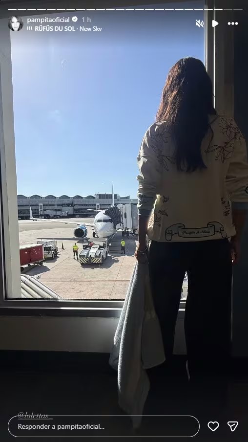 Pampita también apostó por un buzo 100% argentino 