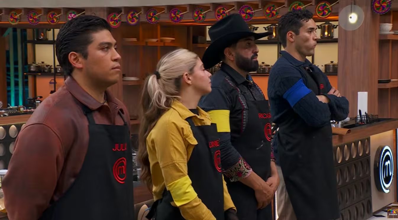 Diez participantes con Delantal Negro se disputaron su lugar en la cocina más famosa de México este 14 de junio; solo Ricardo no superó el veredicto de los chefs y abandonó la competencia. (Captura de pantalla MasterChef)