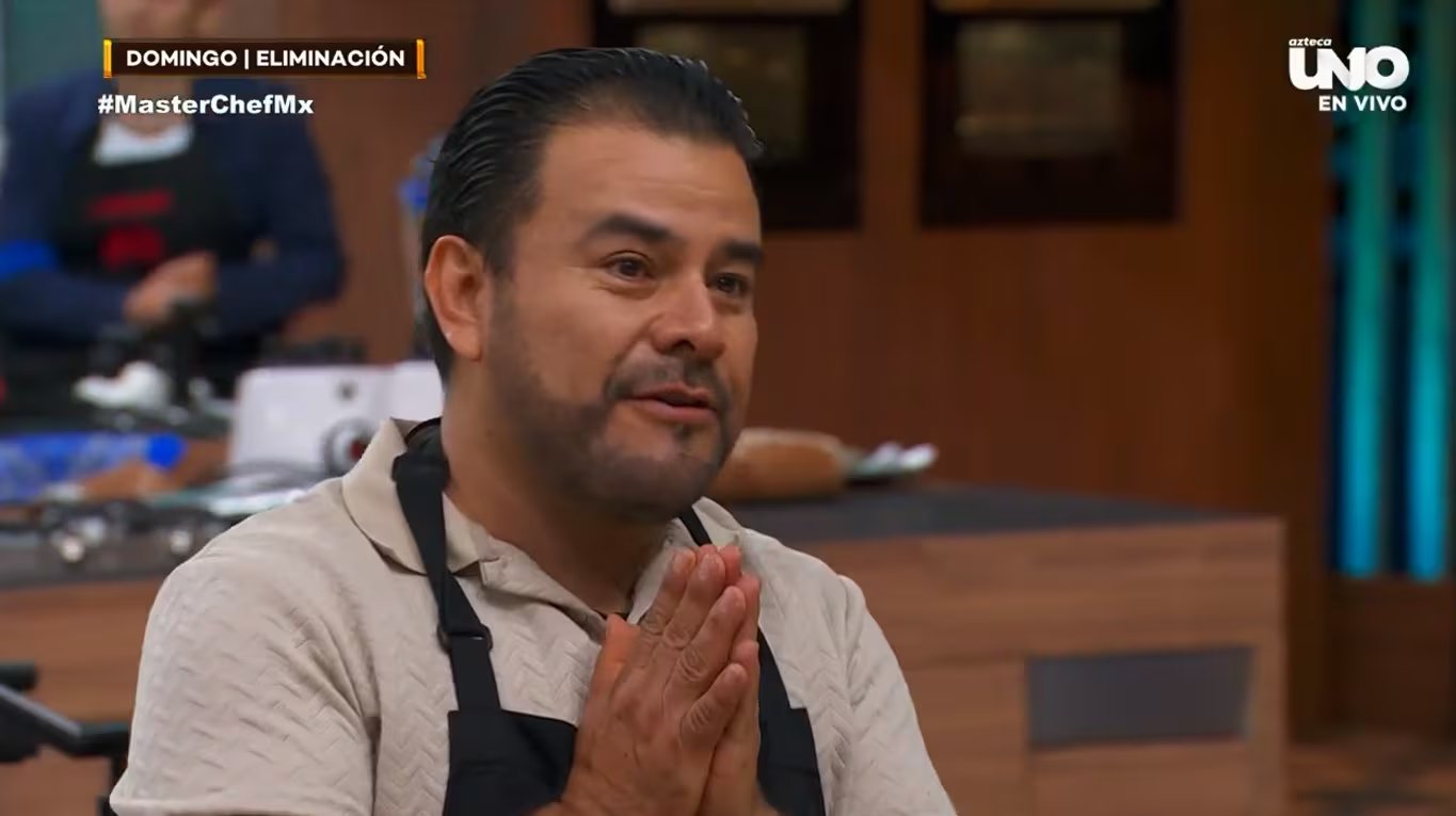Arturo se convirtió en el primer eliminado de la noche. (@MasterChefMx)