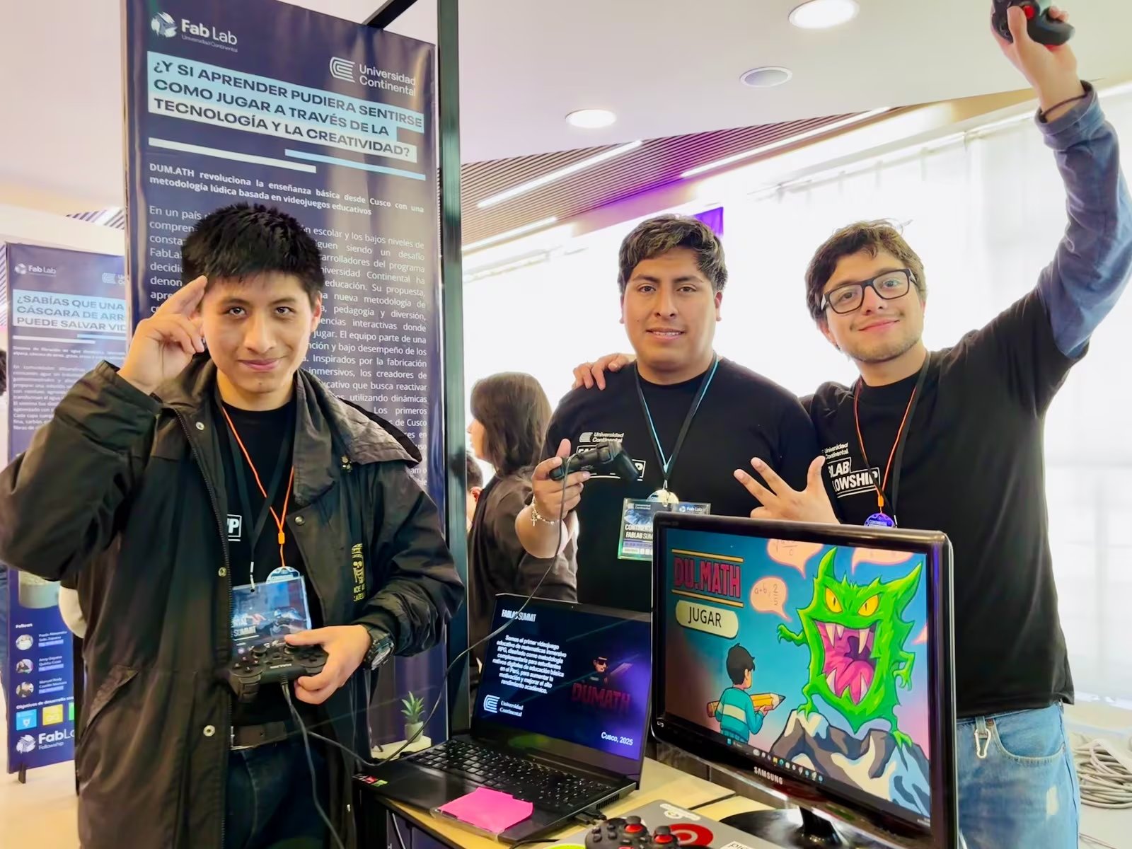 Carlos Loaiza, Ali Astete y Alfredo Uman, estudiantes de la Universidad Continental, presentan Du.Math, un videojuego educativo diseñado para hacer el aprendizaje de las matemáticas más interactivo y divertido para escolares peruanos.