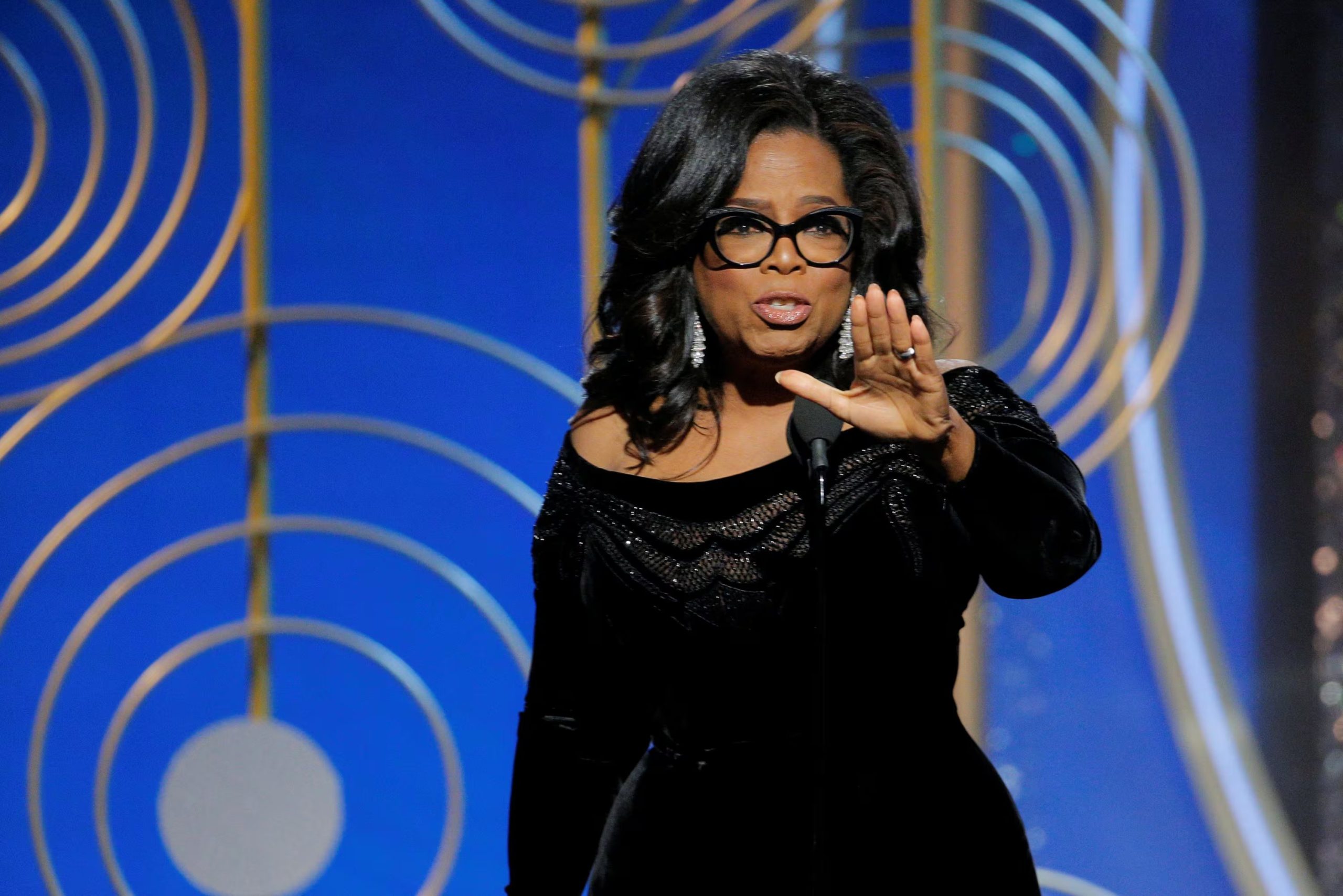 La caída de Whitney Houston nunca llegó a los medios porque el público decidió respetar la petición de Oprah. (Paul Drinkwater/Courtesy of NBC/Handout via REUTERS)