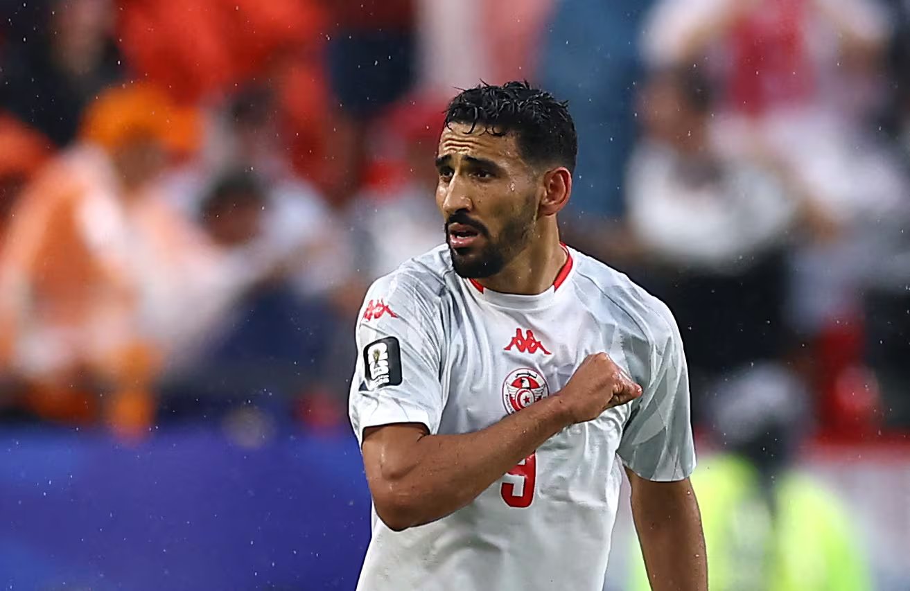 Hazem Mastouri celebra su primer gol (REUTERS/Claudia Greco)