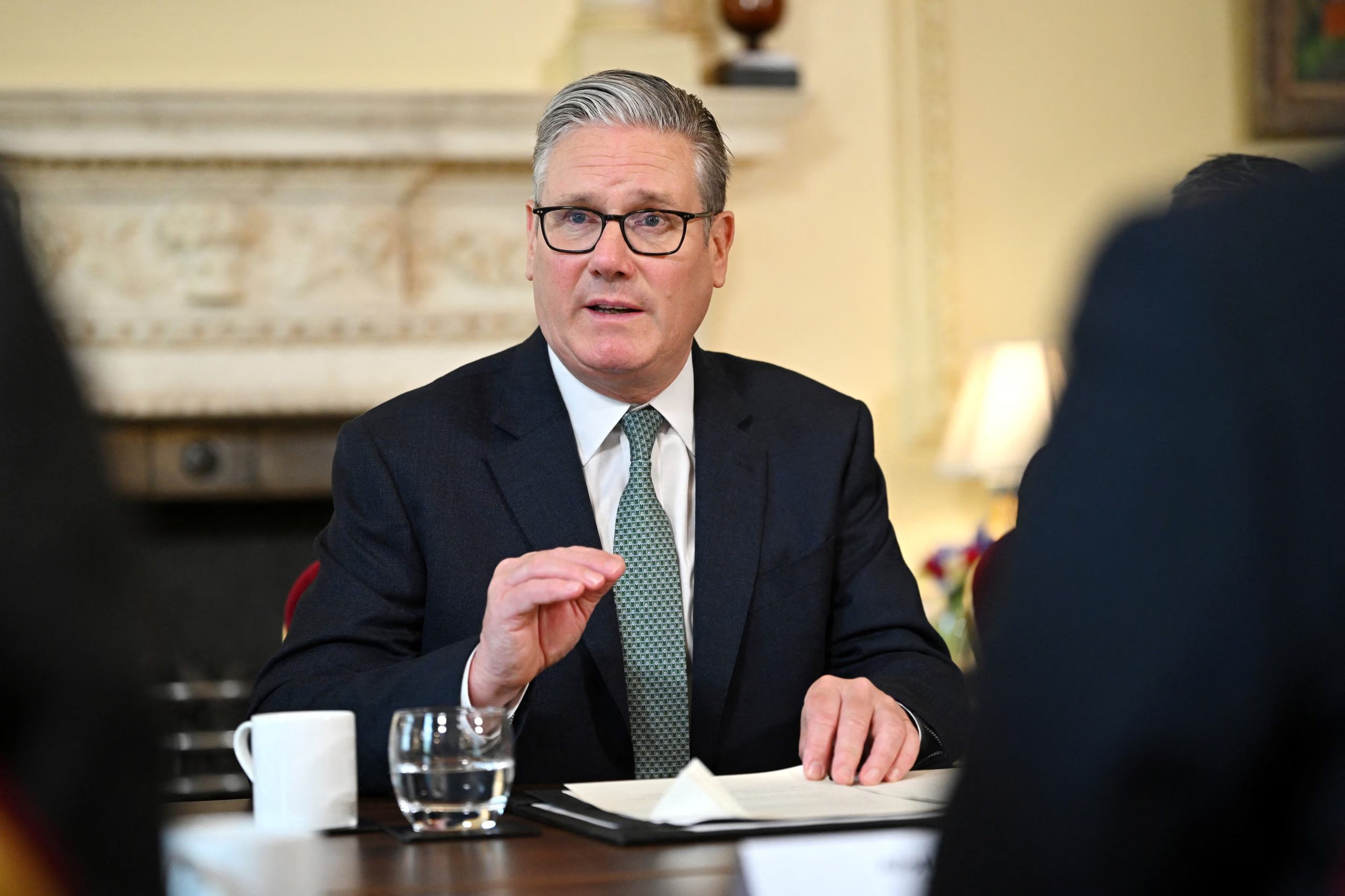 FOTO DE ARCHIVO. El primer ministro británico, Keir Starmer, recibe a los líderes del sector de las redes sociales para debatir sobre la seguridad de los niños en Internet el 16 de abril de 2026 en Londres, Reino Unido - Leon Neal/Pool vía REUTERS