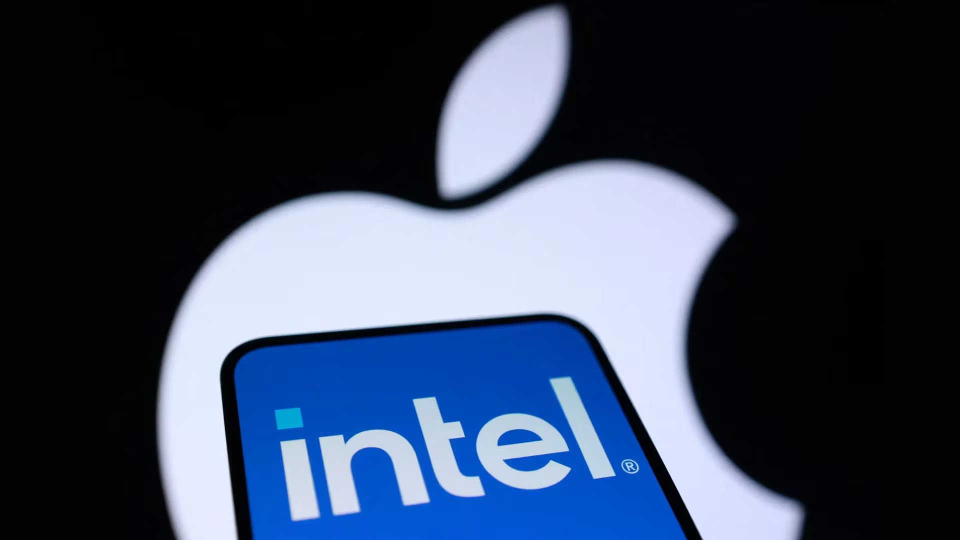 Hasta hace algunos años, Apple usaba chips de Intel para sus Macbook. (Reuters)