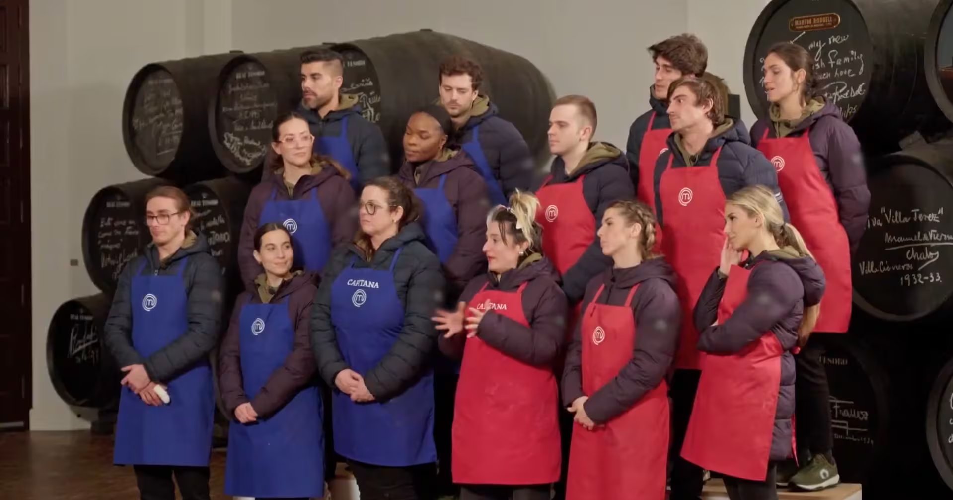 Los concursantes de los dos equipos durante la prueba en Jerez de la Frontera (MasterChef)