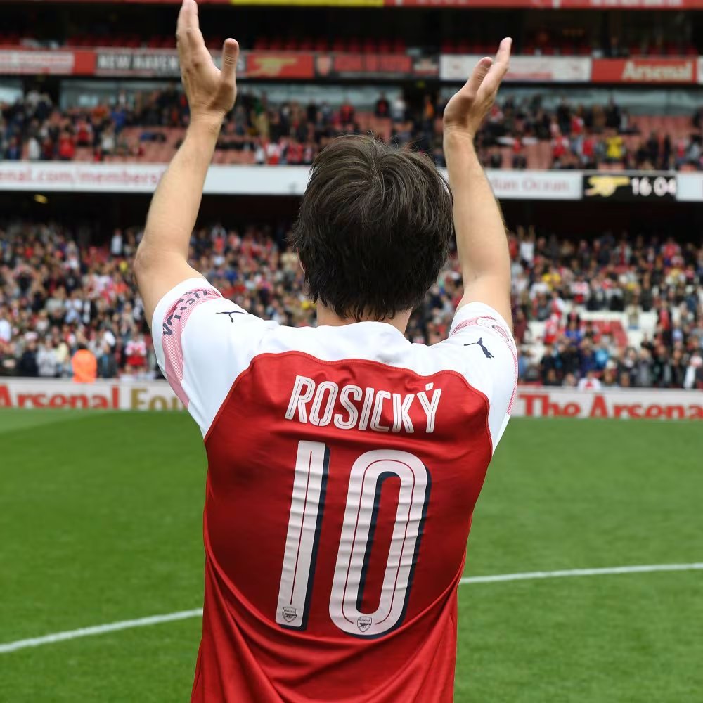 En Arsenal, Rosický se convirtió en leyenda bajo el sistema de Arsène Wenger en la Premier League. (X/ Arsenal)
