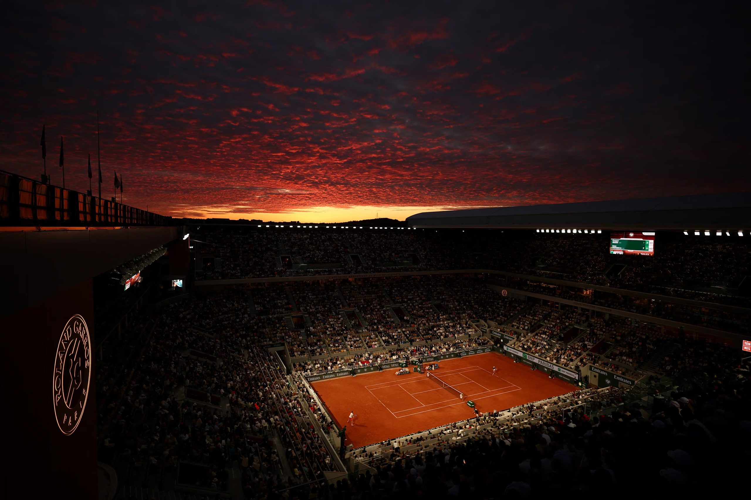 El estadio Philippe Chatrier, la cancha principal de Roland Garros (Crédito: REUTERS/Guglielmo Mangiapane)
