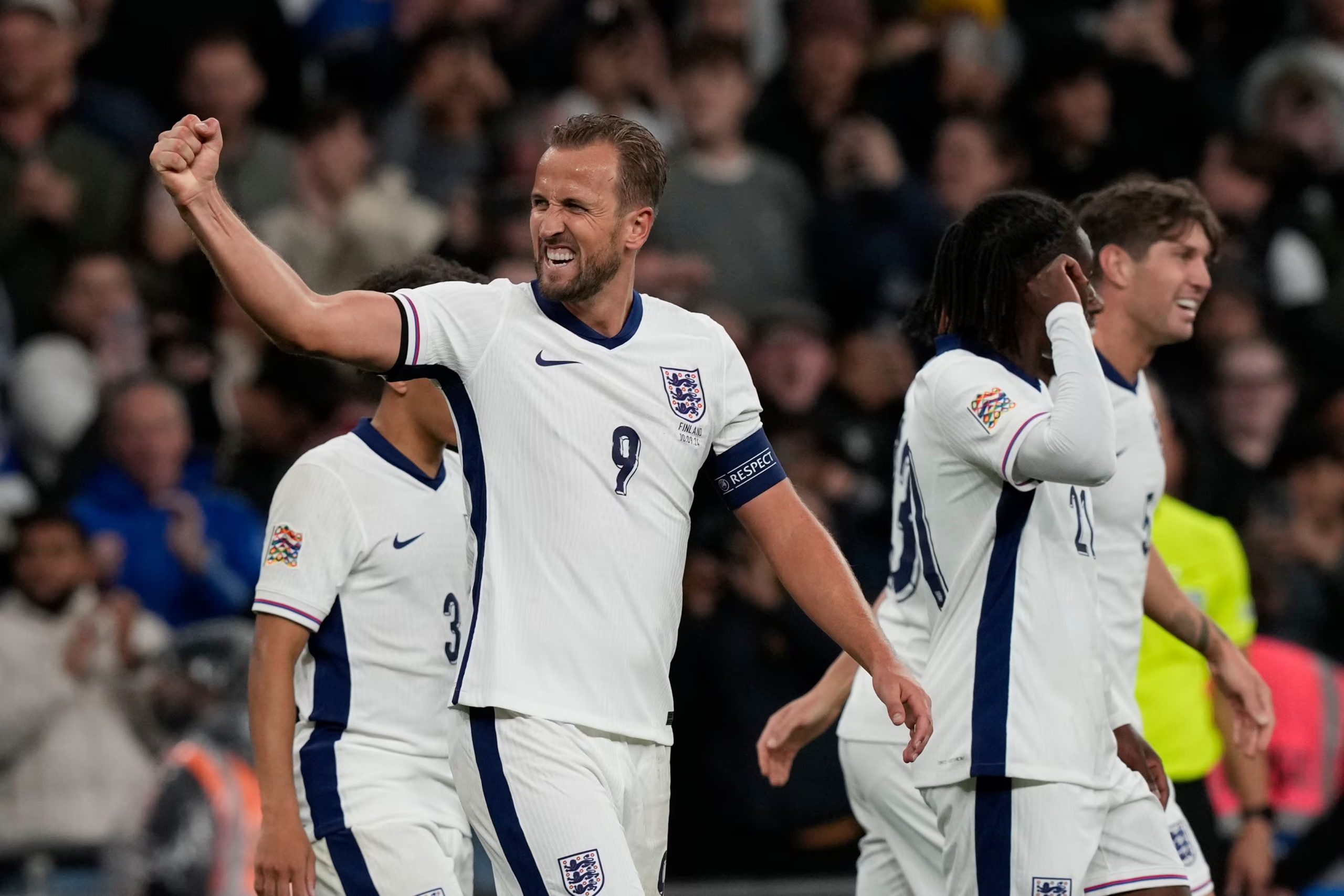 Harry Kane es el capitán de una selección inglesa, cuyo DT, Thomas Tuchel, dejó fuera del Mundial 2026 a varias figuras. - créditos: AP Foto/Frank Augstein