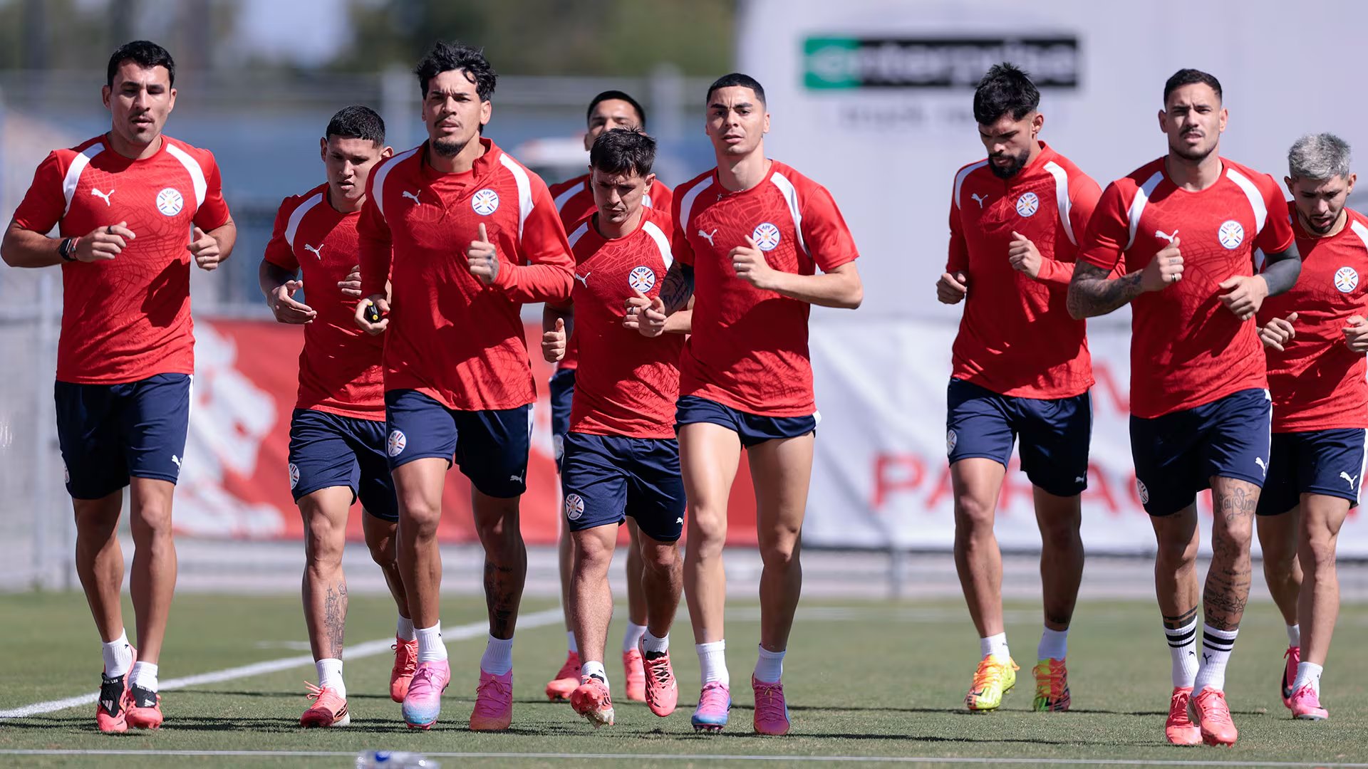 La selección de Paraguay se prepara para un partido decisivo ante Turquía