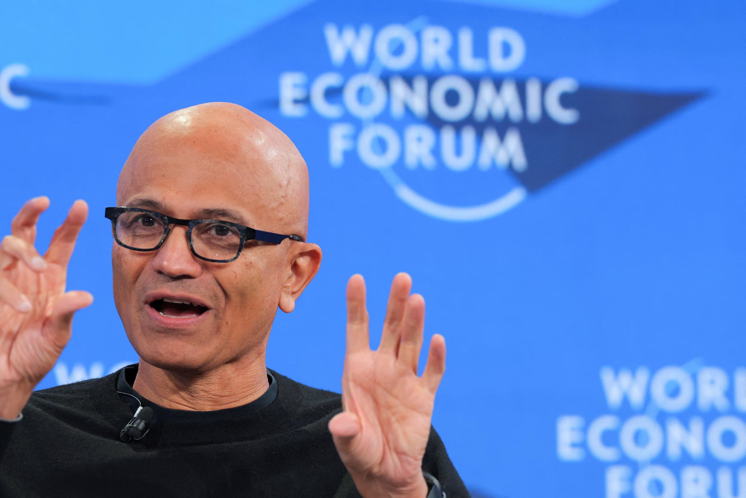 Nadella defendió la construcción de un ecosistema de frontera y no solo de un modelo de frontera. 

REUTERS/Denis Balibouse