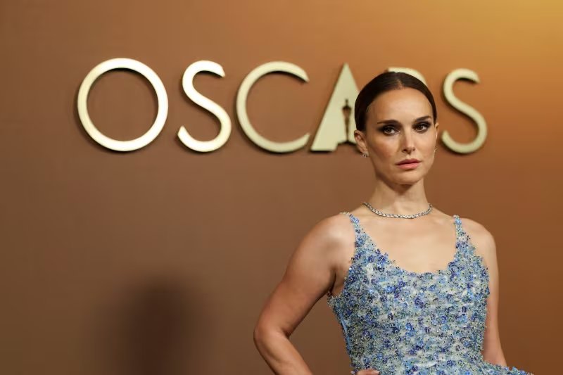 La experiencia universitaria y profesional de Natalie Portman ejemplifica el desafío de alcanzar el equilibrio entre el éxito externo y la autoaceptación (REUTERS/Mario Anzuoni)