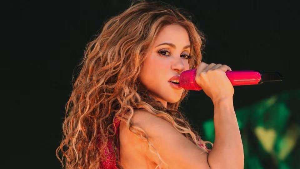 Shakira anunció que la canción oficial de la Copa del Mundo se escuchará durante la transmisión en directo, aunque no precisó el minuto exacto. (@shakira/Instagram)