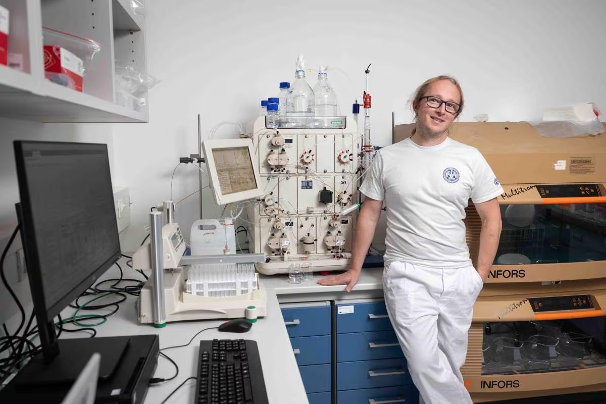 La investigación identificó mutaciones presentes en variantes altamente transmisibles meses antes de su aparición en la población. Dr. Jiří Zahradník (Instituto Weizmann)

