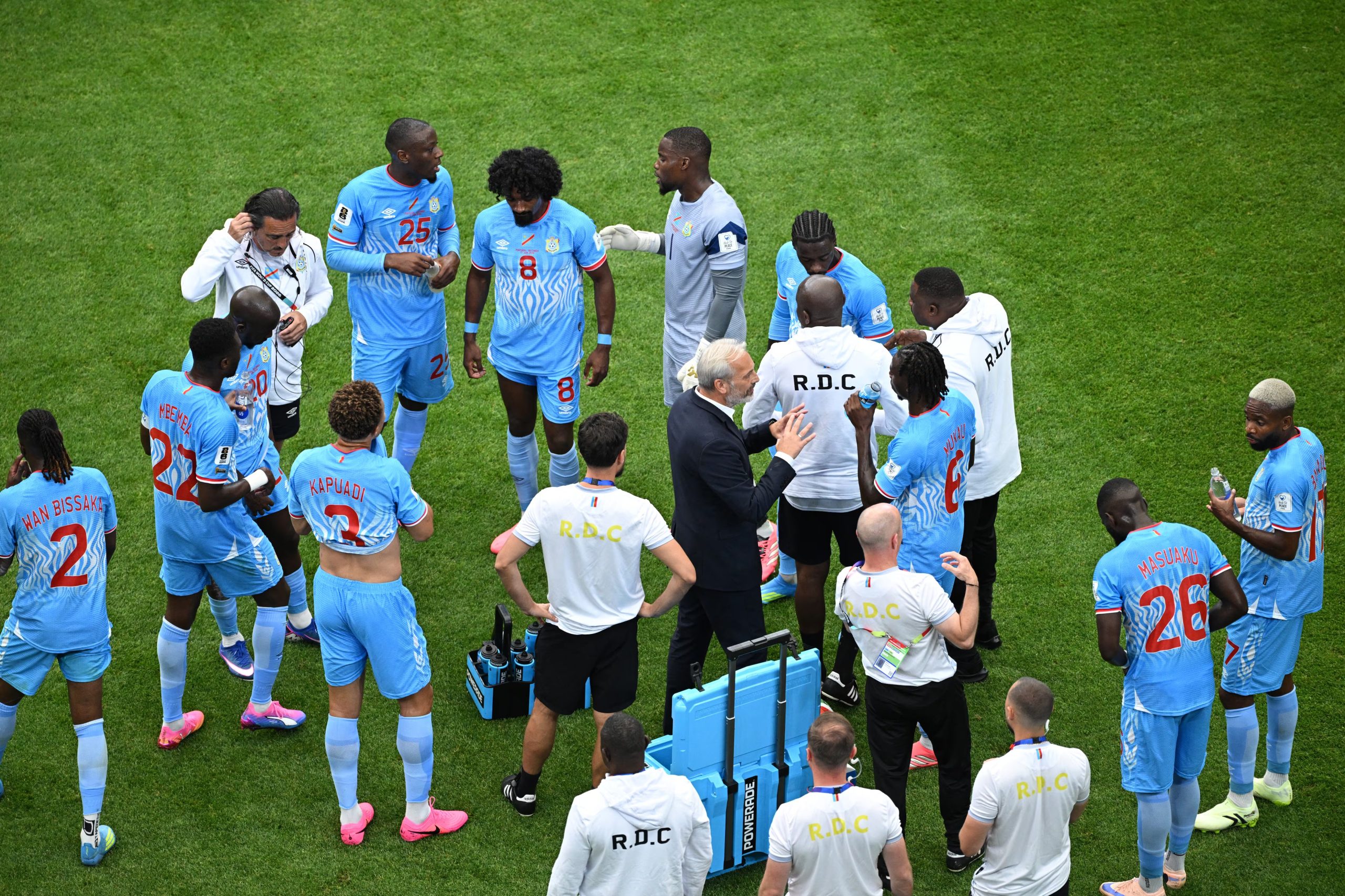 RD Congo está dispuesto a llevar la serie ante Inglaterra a los penales, como Paraguay y Marruecos lo consiguieron - crédito Annegret Hilse/REUTERS