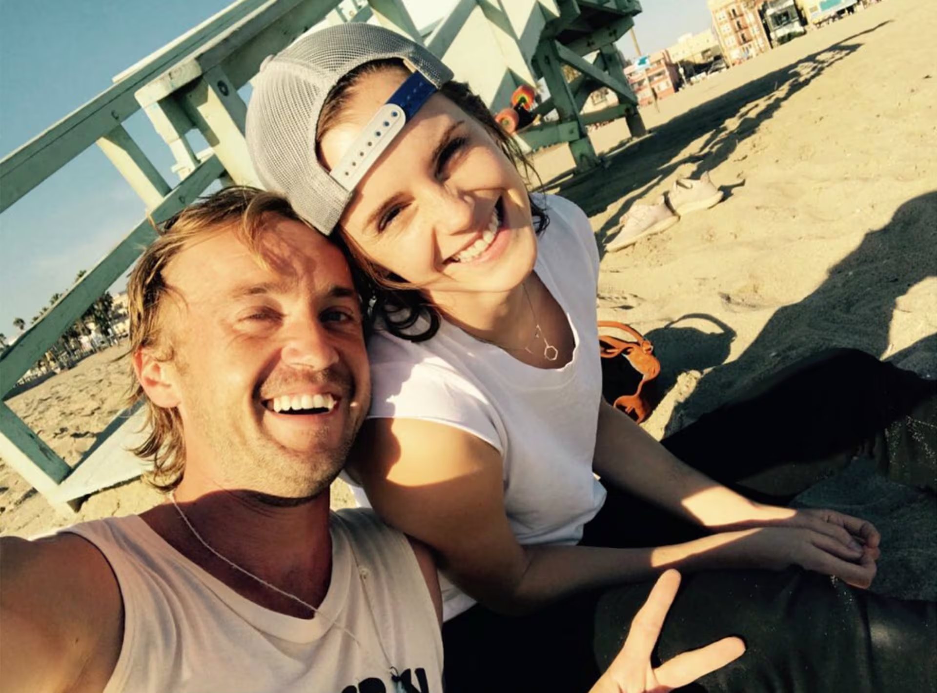 En sus memorias, Felton dijo que sintió amor y química con Watson, pero negó haber estado enamorado de ella (Instagram)