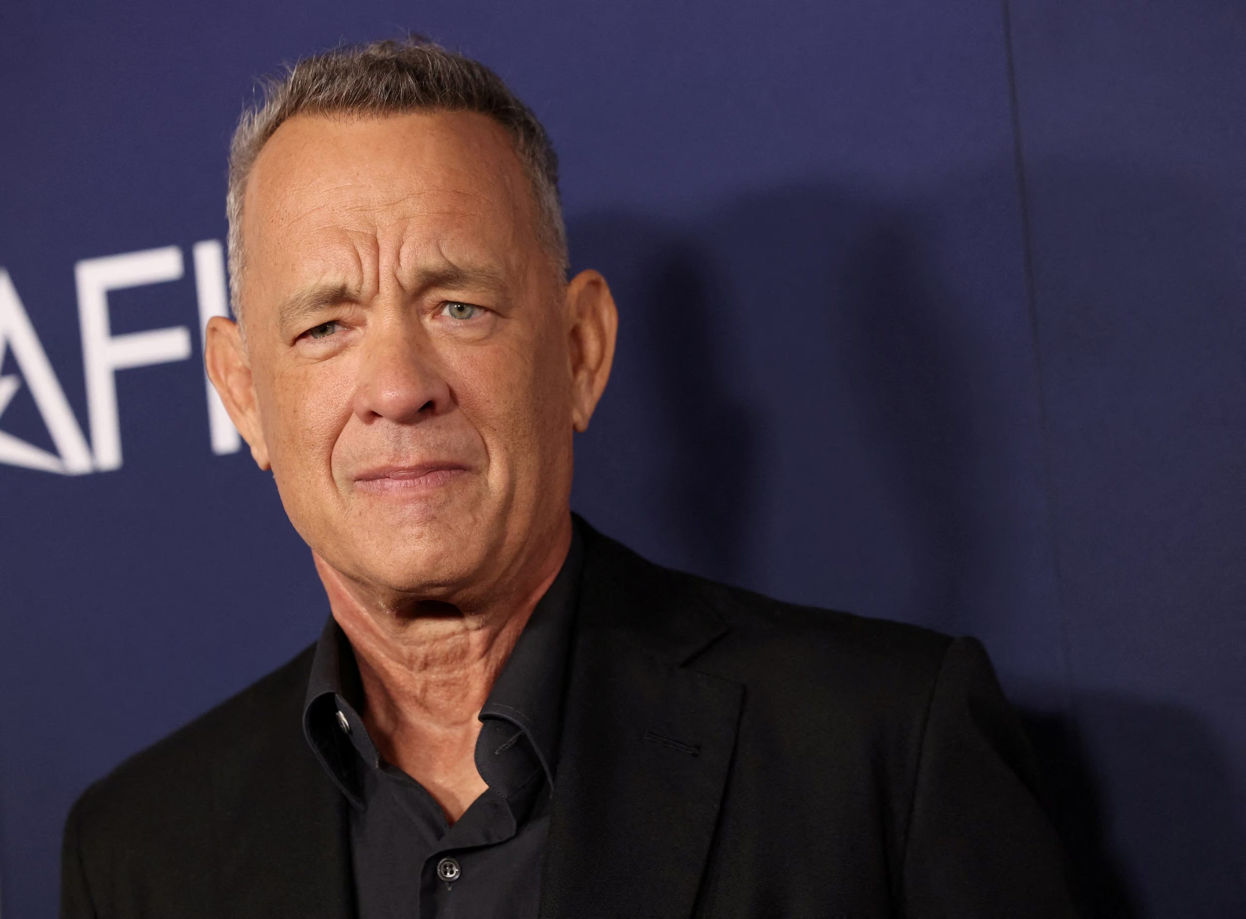 El actor Tom Hanks afirmó que la autocrítica y la inseguridad forman parte de su proceso creativo en el cine (REUTERS)