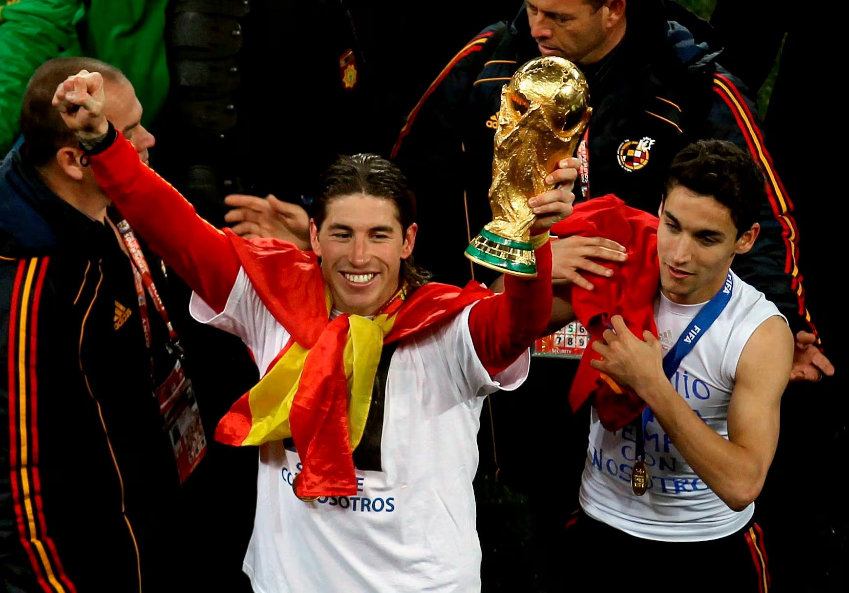 El madridista fue parte fundamental del equipo de Vicente del Bosque para poder ganar el Mundial 2010. (FE/Antonio Lacerda/Archivo)