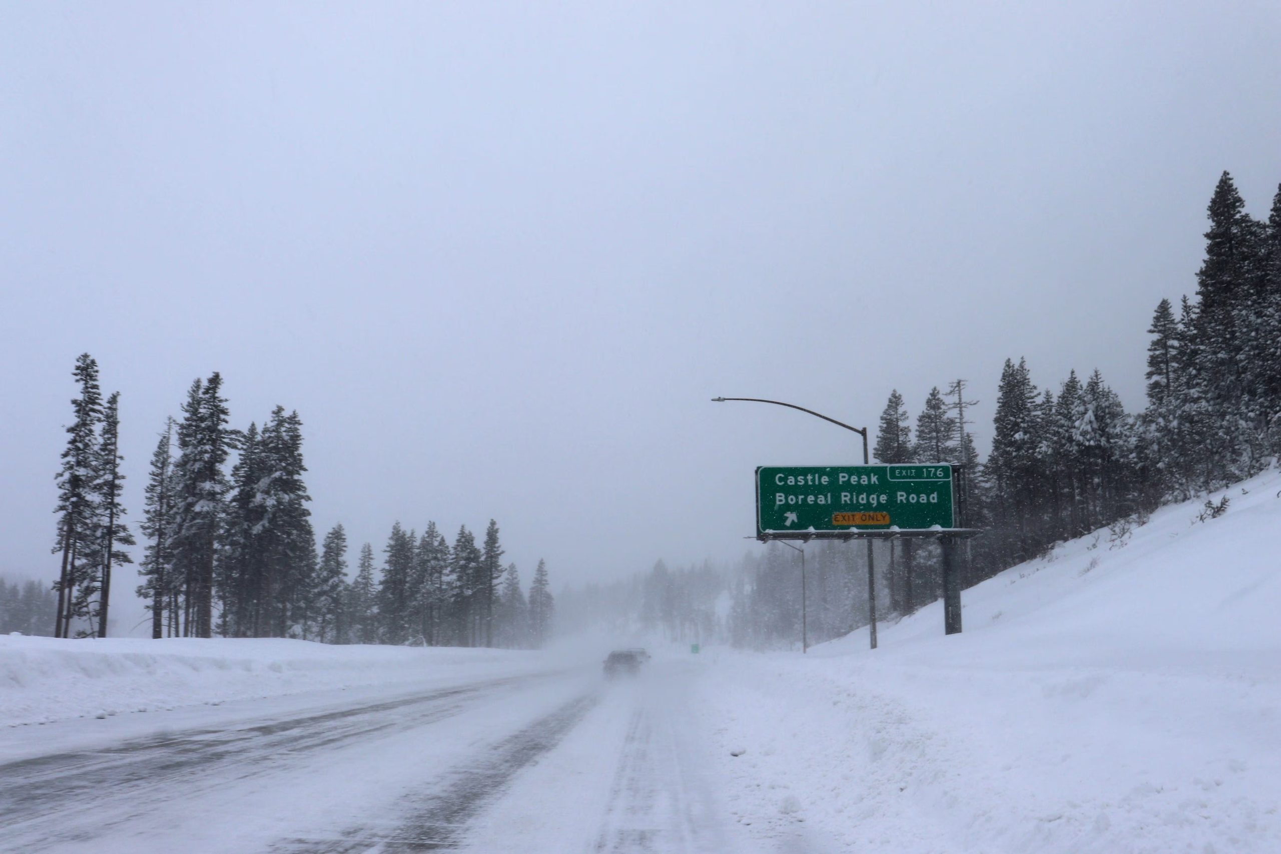 El Servicio Meteorológico Nacional confirmó temperaturas mínimas de hasta -2 °C en el oeste de Estados Unidos y advirtió que el fenómeno resulta inusual para junio. (Anthony Edwards/San Francisco Chronicle via AP)