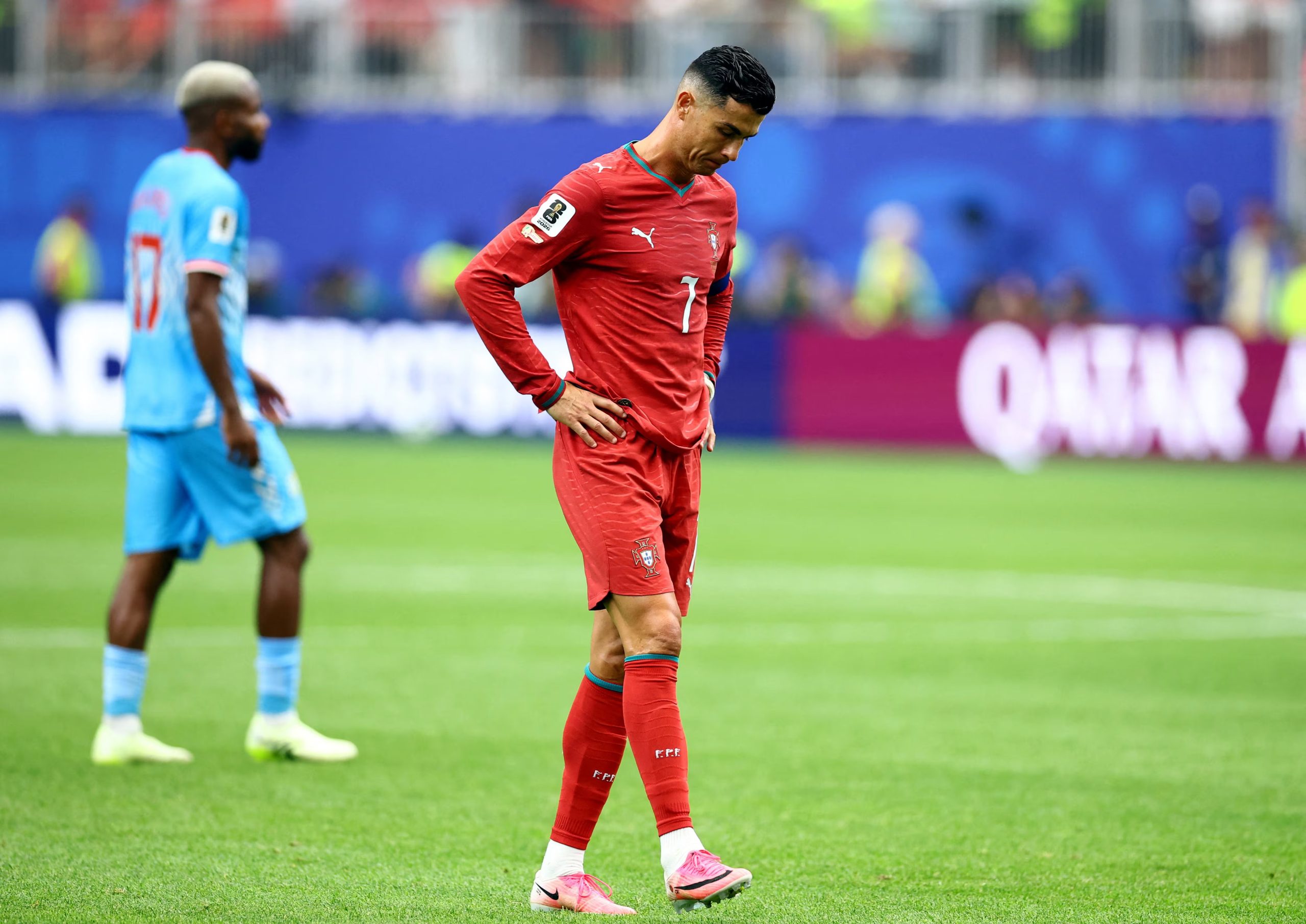 Fútbol - Copa Mundial de la FIFA 2026 - Grupo K - Portugal vs. República Democrática del Congo - Estadio de Houston, Houston, Texas, EE. UU. - 17 de junio de 2026. Cristiano Ronaldo, de Portugal, luce abatido tras el partido. REUTERS/Phil Noble