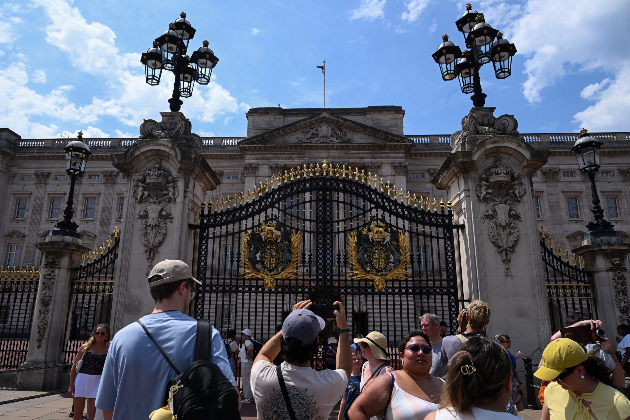 Imágenes del Palacio de Buckingham. (REUTERS/Jaimi Joy)