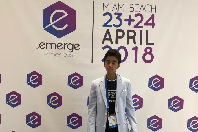 El estadounidense asumió en agosto de 2023 la materia Programación en C para ingenieros en Miami Dade College cuando tenía 18 años (Créditos: Récord Guinness)